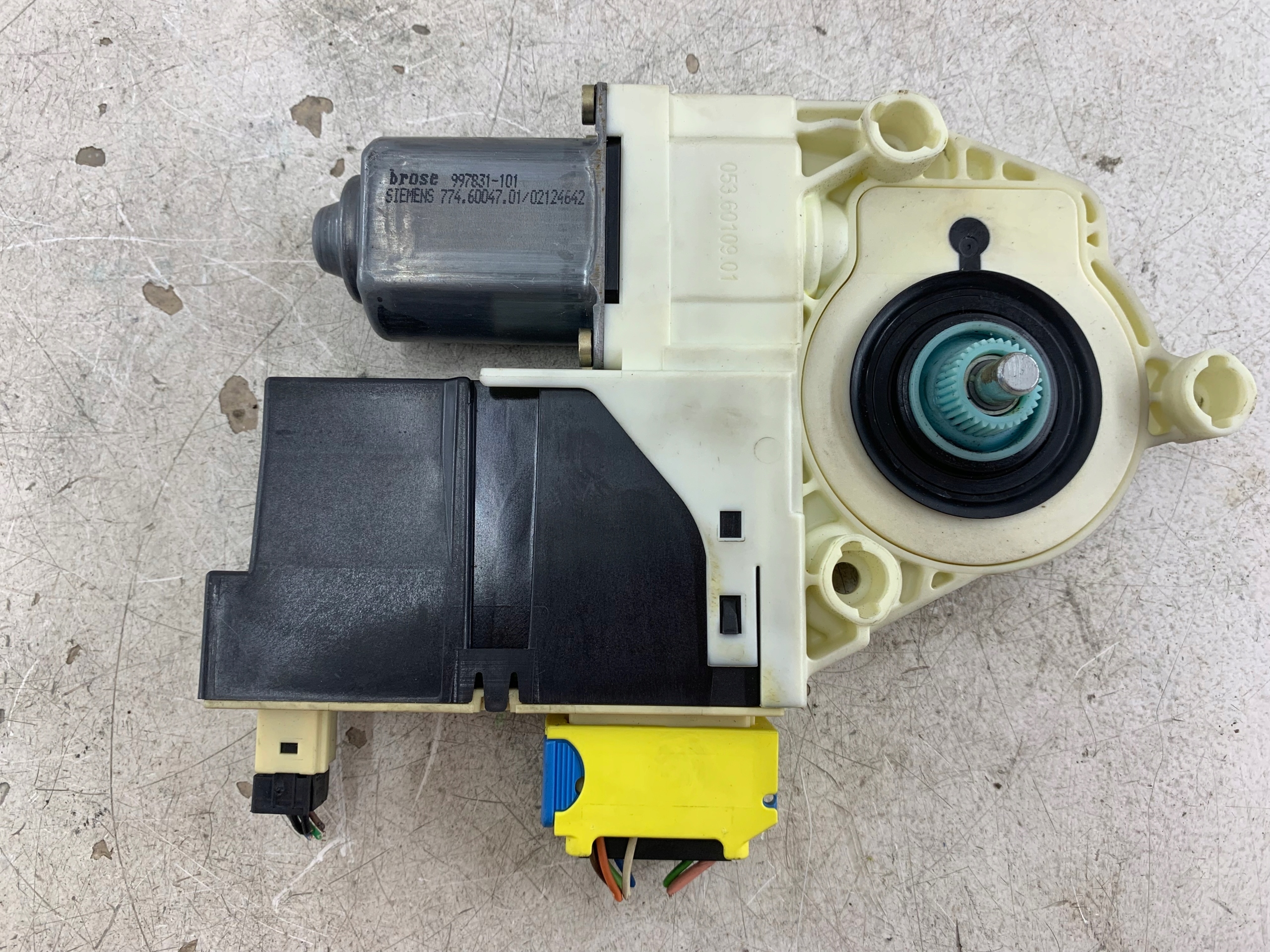CITROEN C4 and mini motor windows right front 996388-101