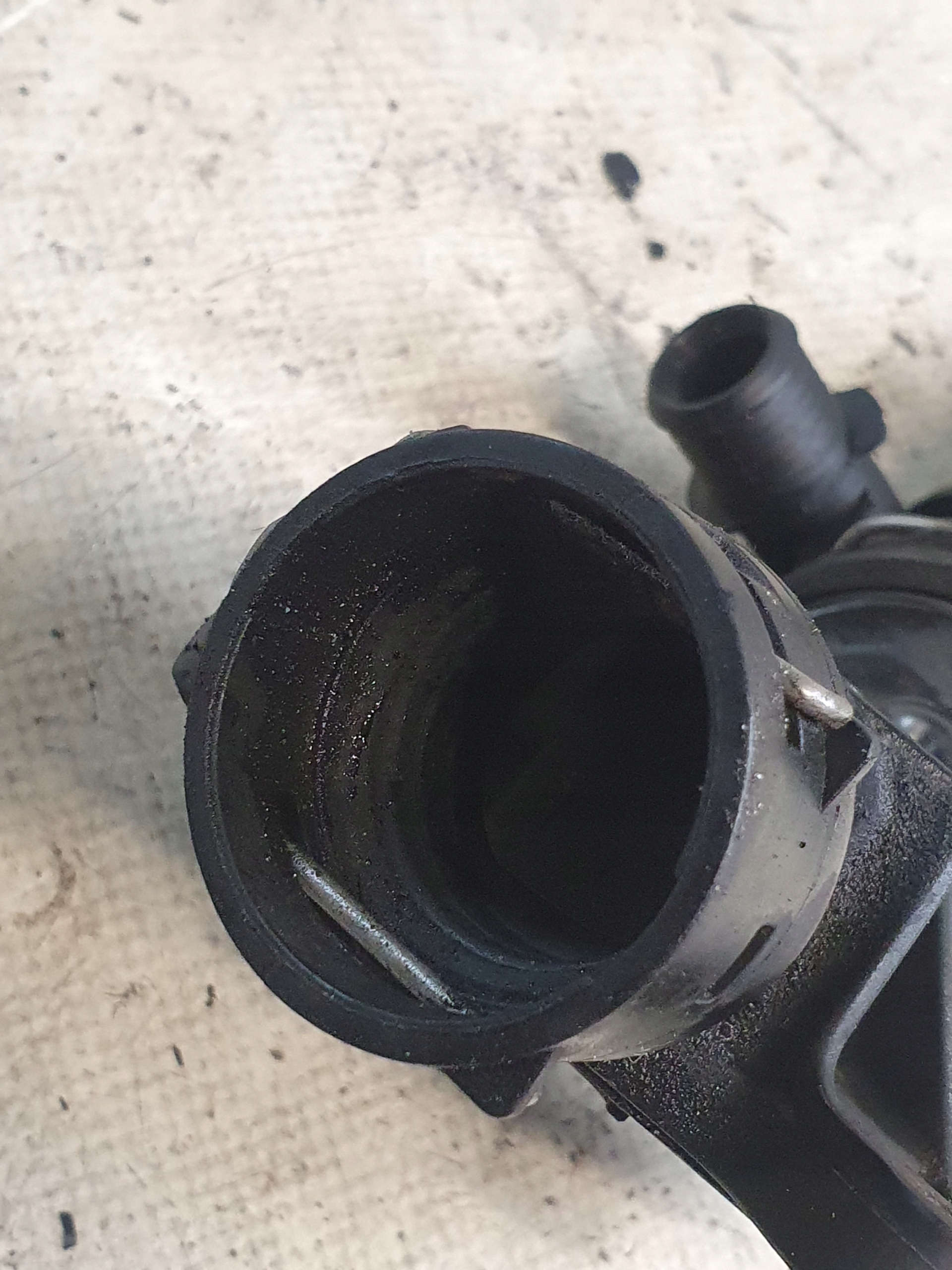 pipe hose wiring OE 7790743 BMW E91 320d 2.0d 06r.