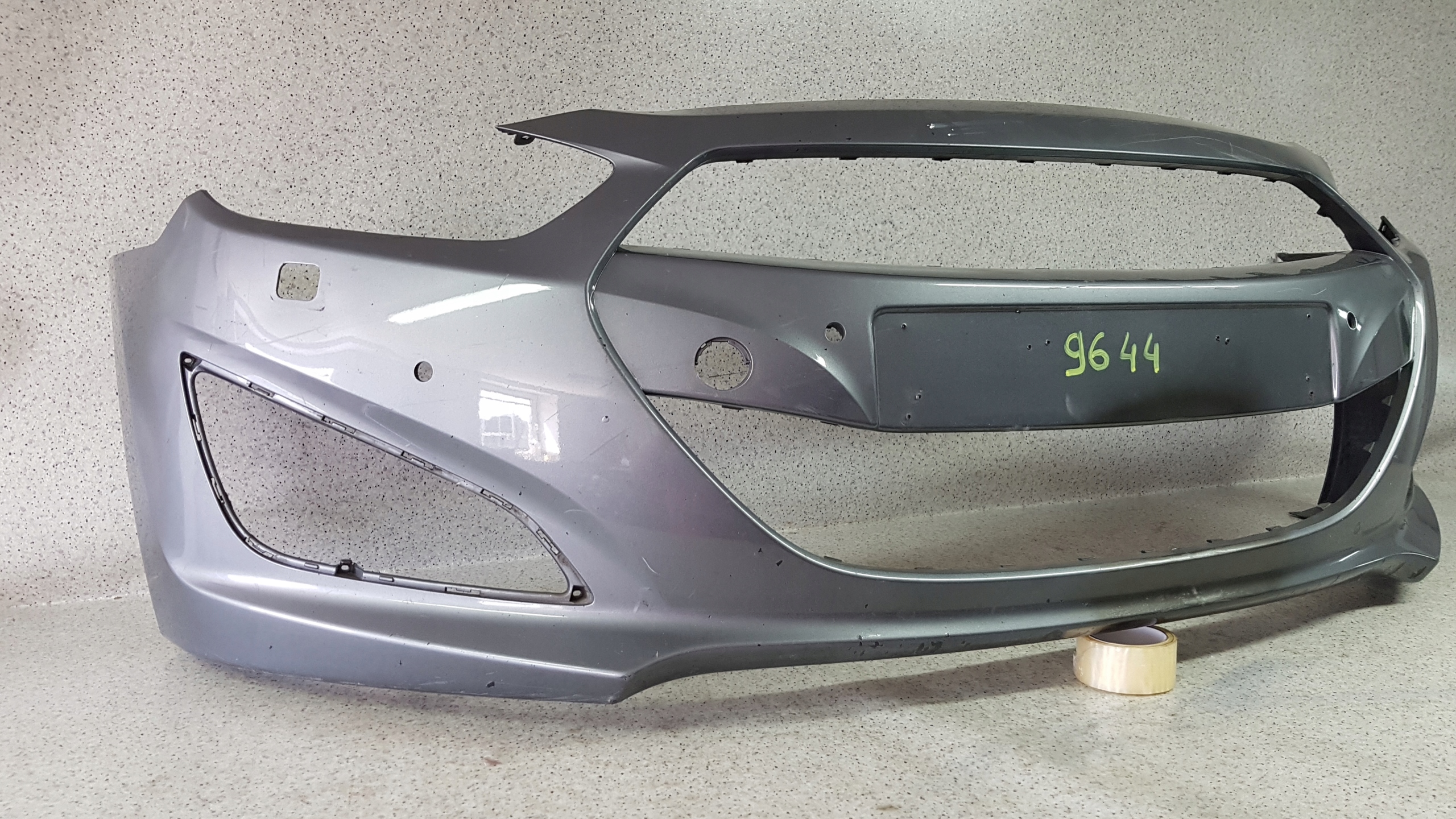 HYUNDAI I40 and 40 KOMBI 2011 - bumper front 9644
