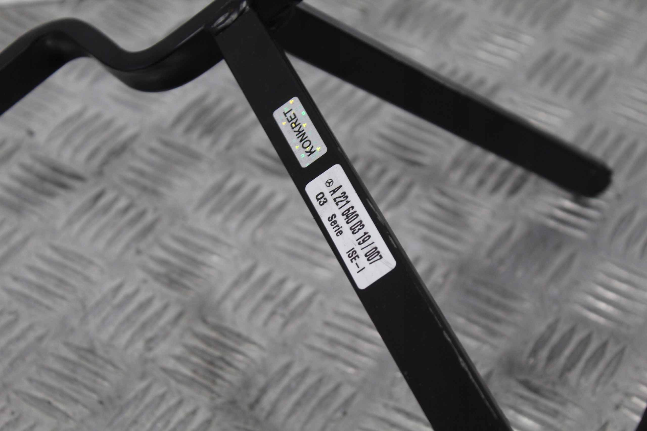 holder bracket support S-KLASA W221 LIFT