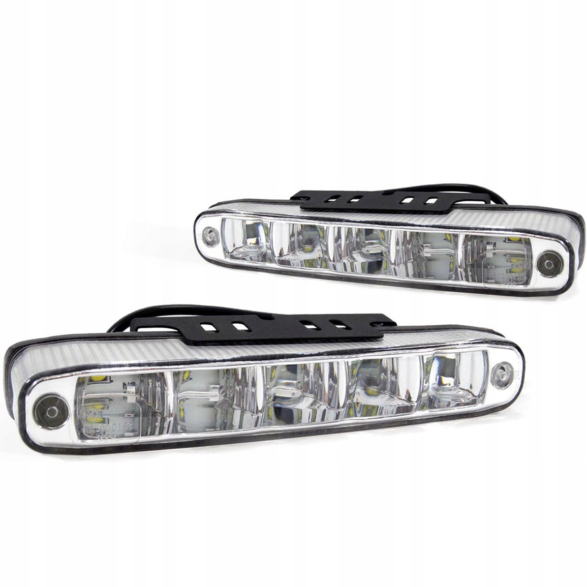 01522 - Автомобільні денні ходові вогні 12 / 24V 1000lm торговий автомат