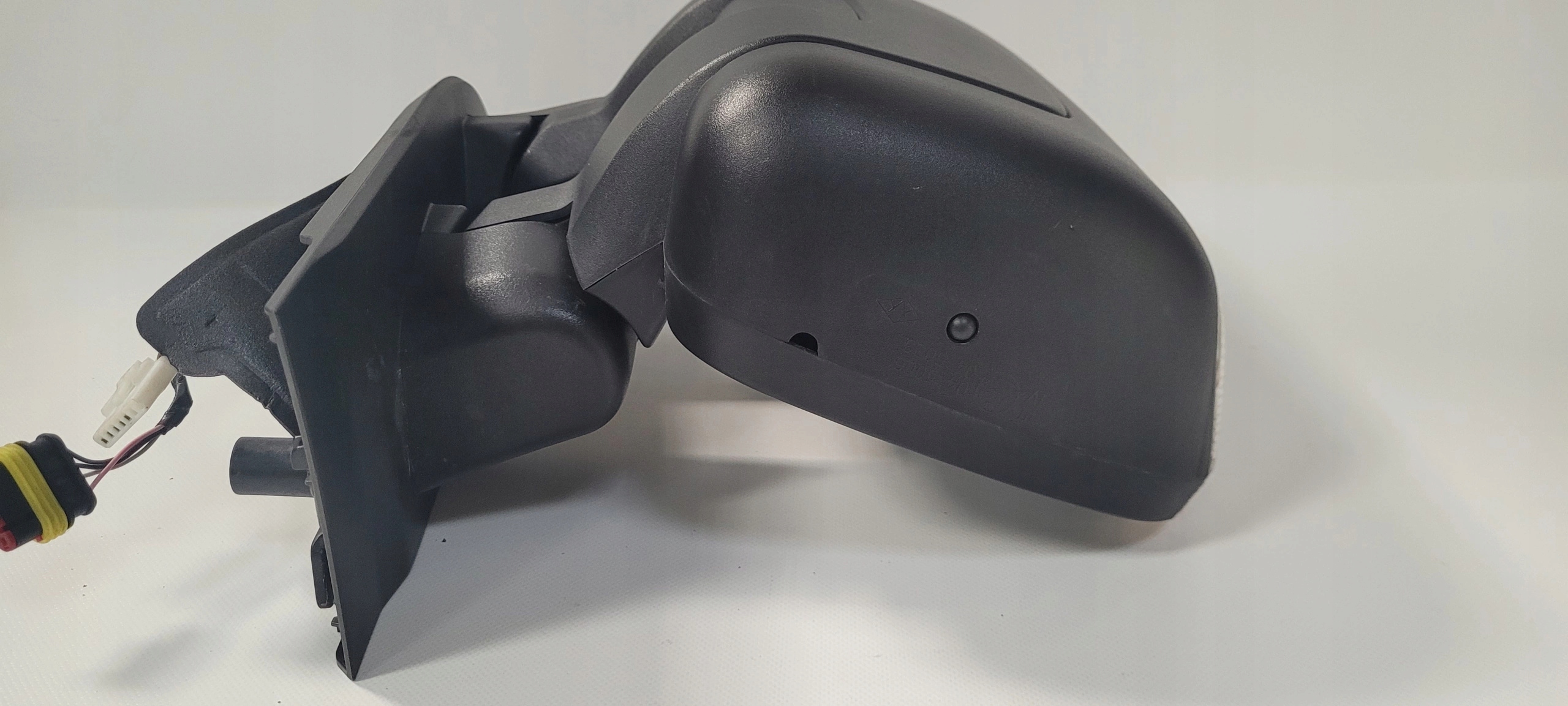 LUSTERKO LEWE IVECO DAILY IV 2014 4+5 9 PIN EUROPA Wersja Europejska