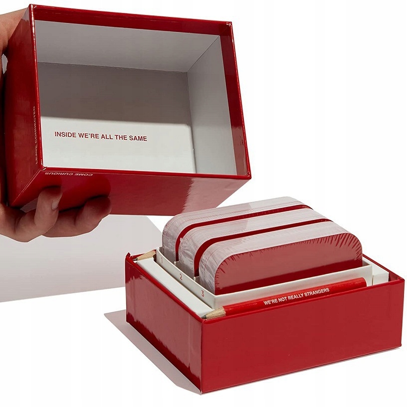 We Not Really Strangers Card Game - interactive , GRY Dla Par I Kochanków Okładka miękka