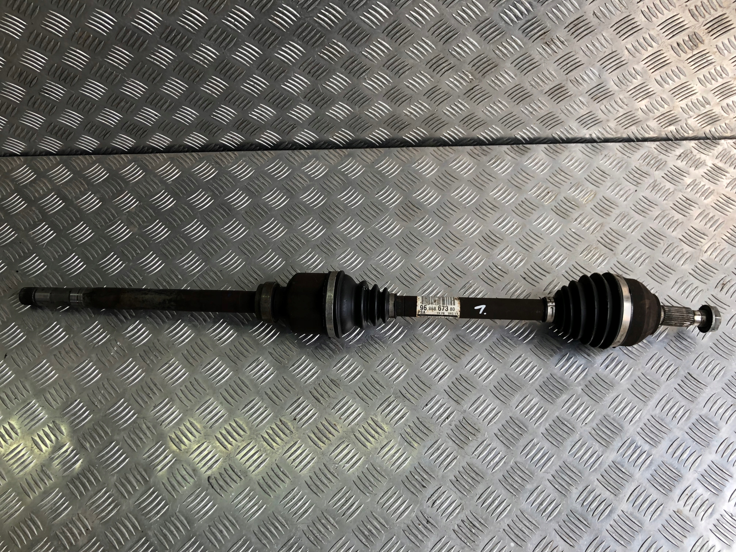 9686867380 - PEUGEOT 508 10-18 ПОЛУОСЬ ПРАВЫЙ ПЕРЕДНИЙ ПРАВЫЙ