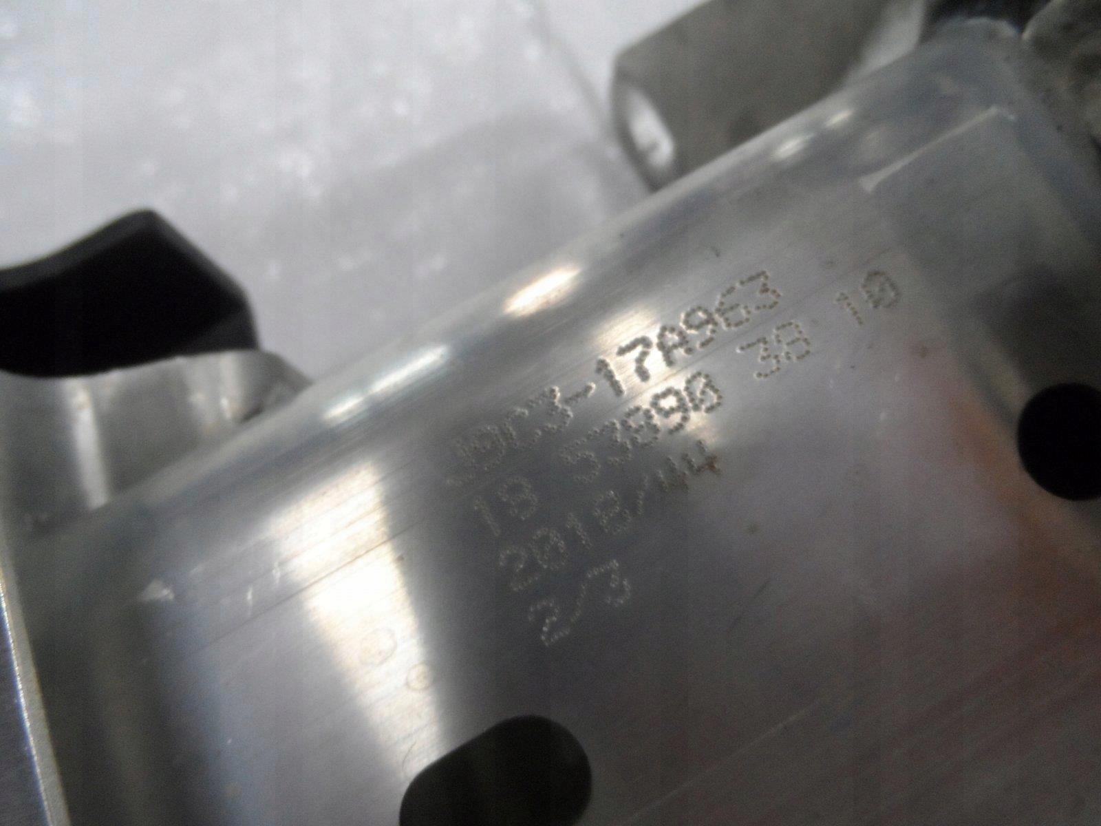 BELKA POD ZDERZAK TYŁ JAGUAR E-PACE J9C3-17A963 Typ samochodu Samochody osobowe