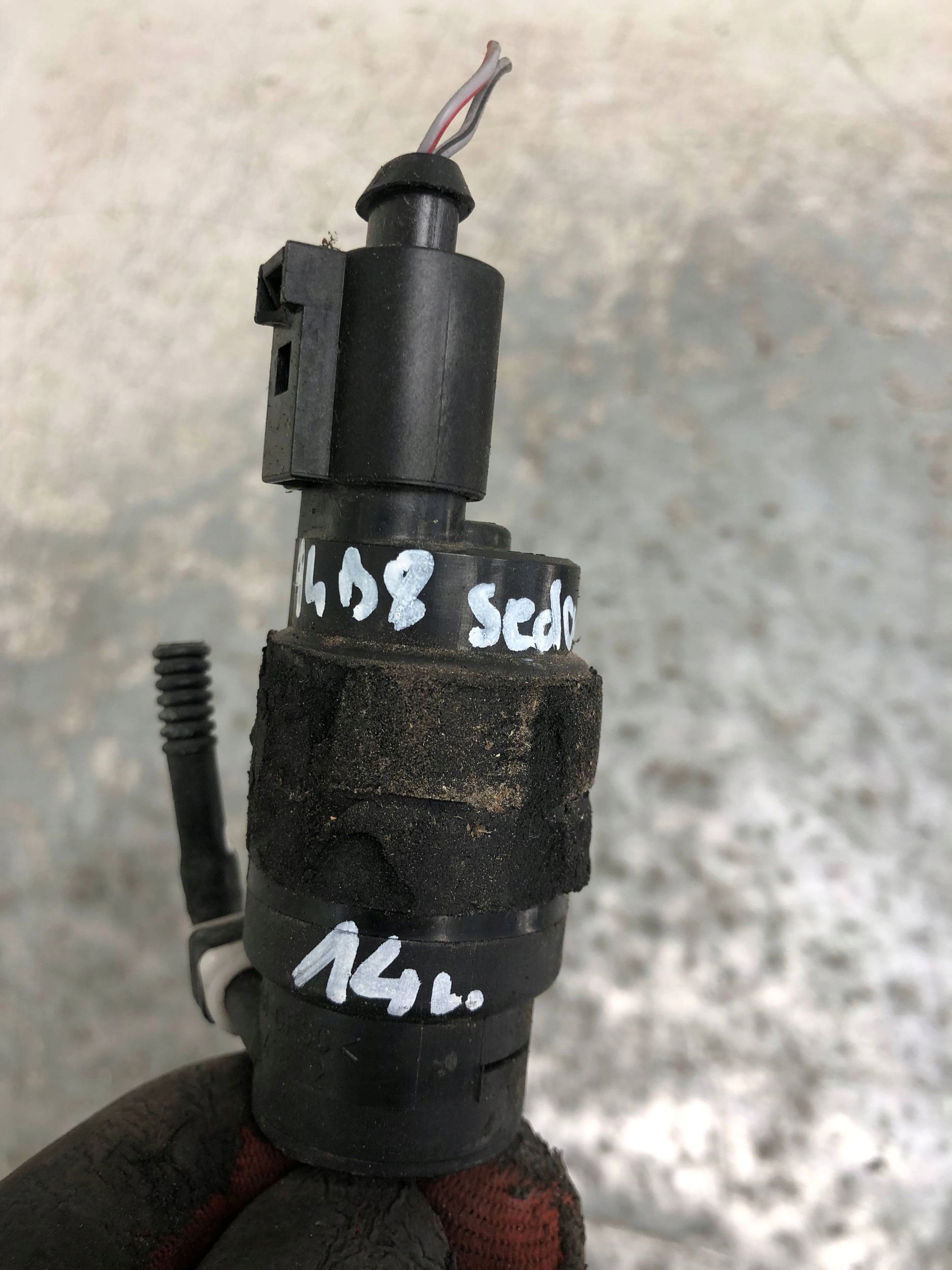 pump washers AUDI A4 B8 LIFT sedan 8K5955647
