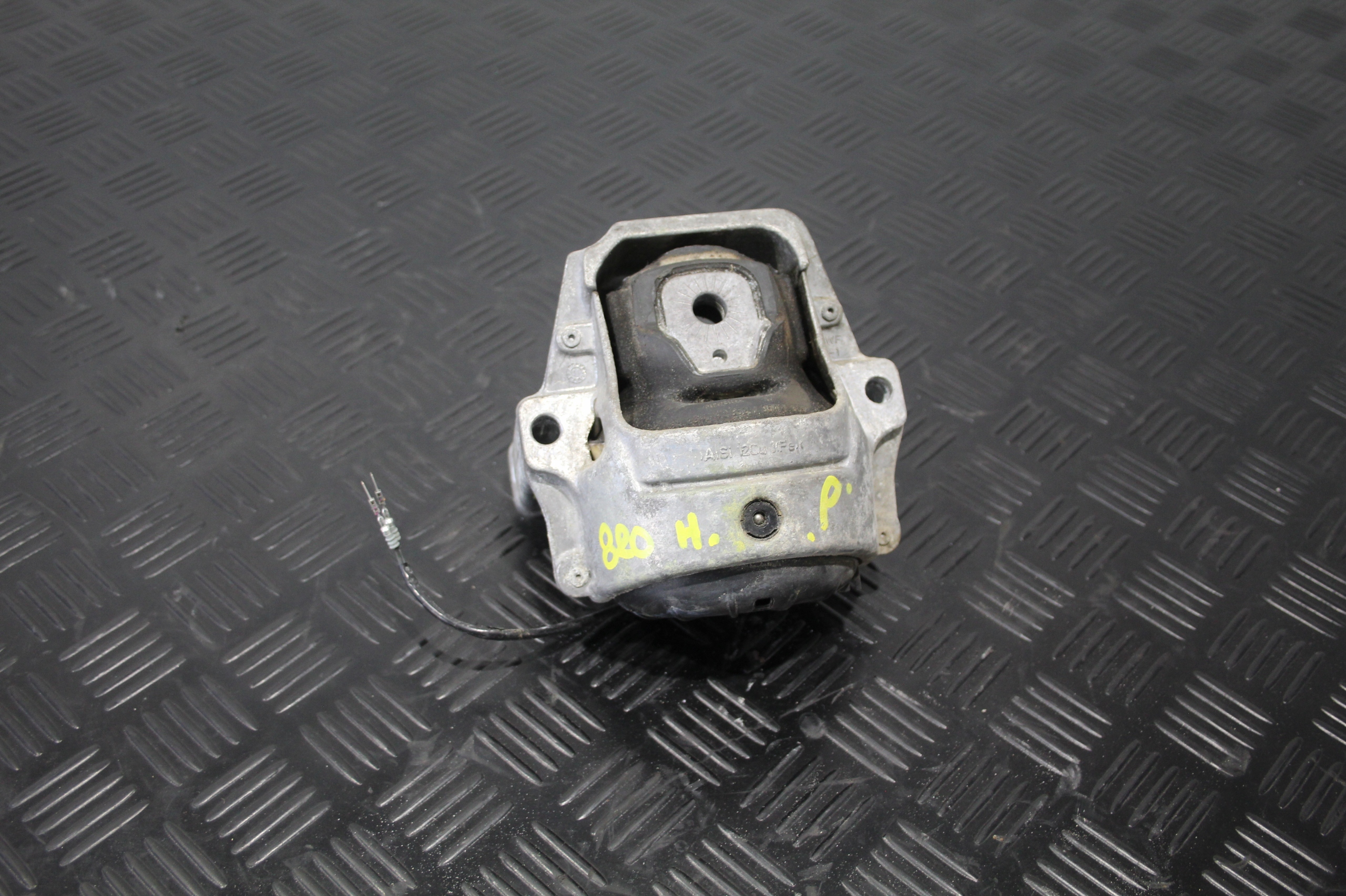 engine mount right AUDI Q5 8R0 8R0199381AK