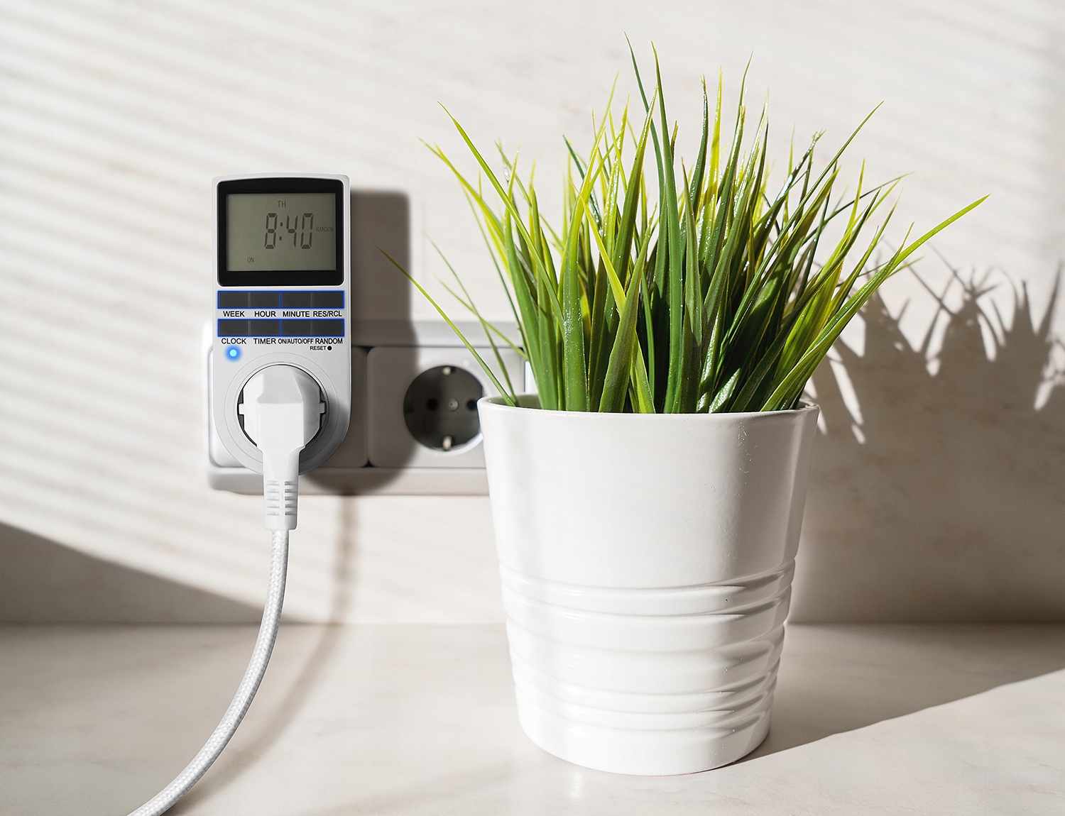 Programator Czasowy Włącznik Wyłącznik Timer LCD Marka Izoxis