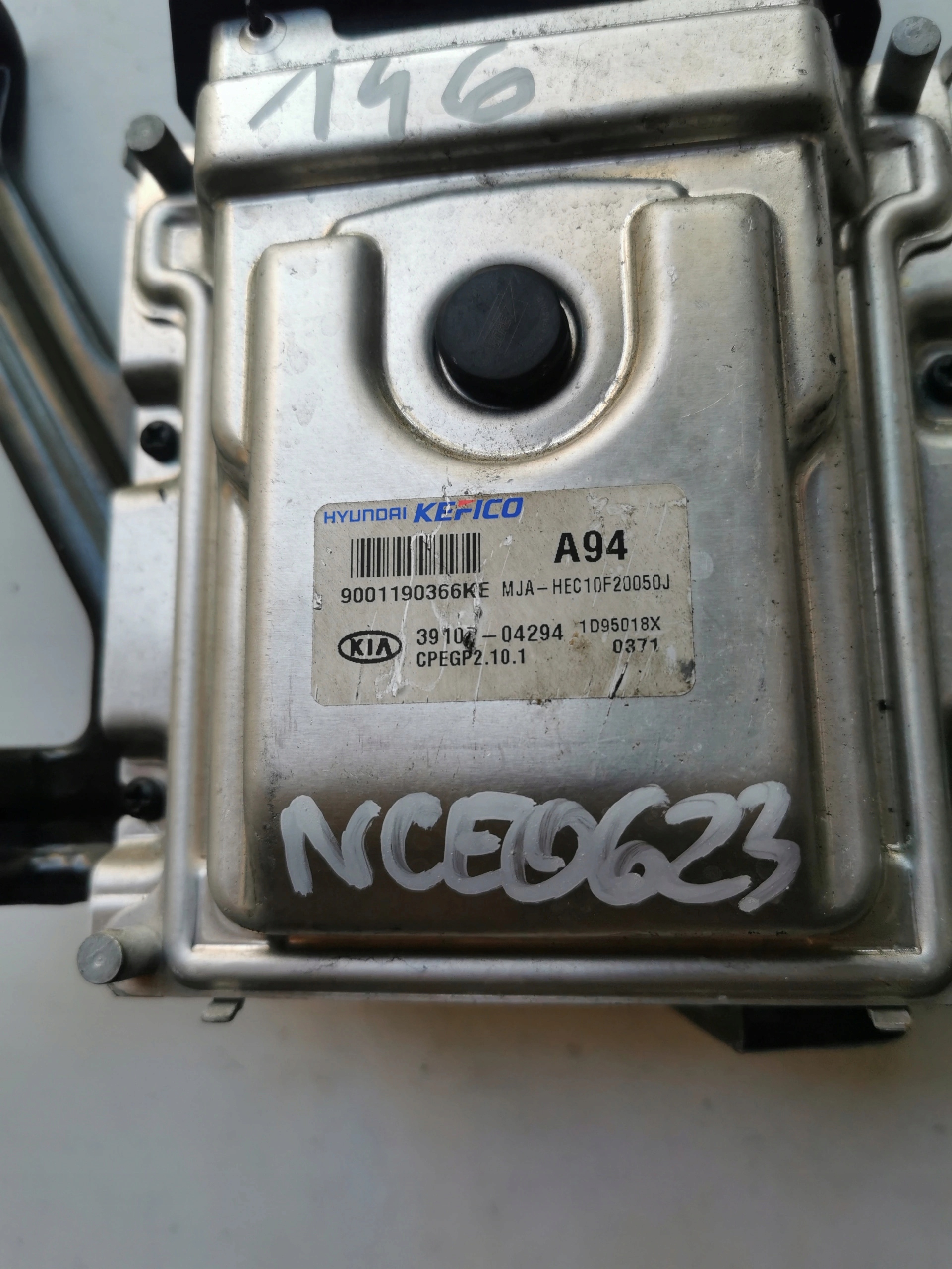KIA PICANTO ECU 9001190366KE 39107-04294 computer