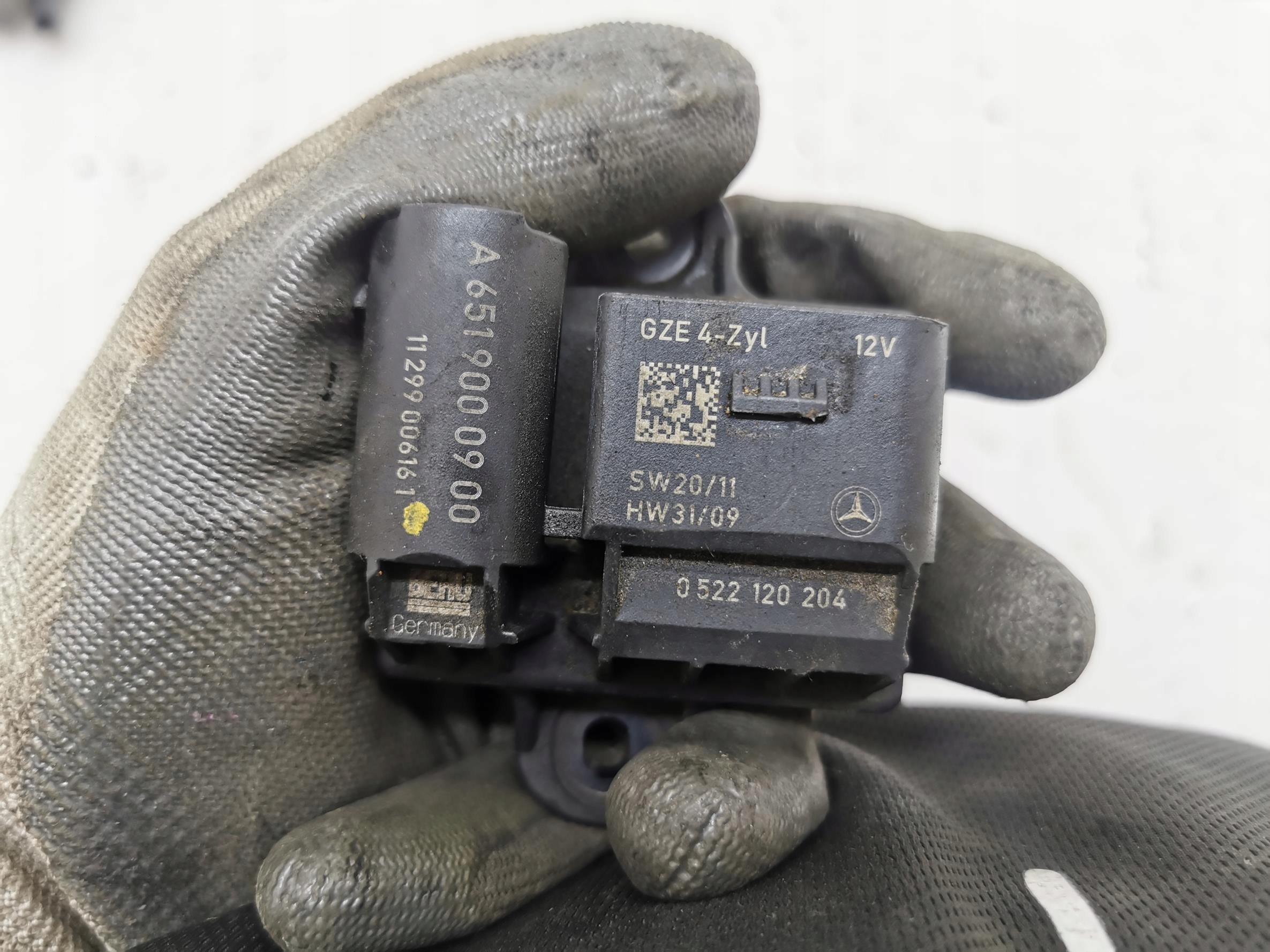 control unit plugs ZAROWYCH MERCEDES E-KLASA W212 A6519000900