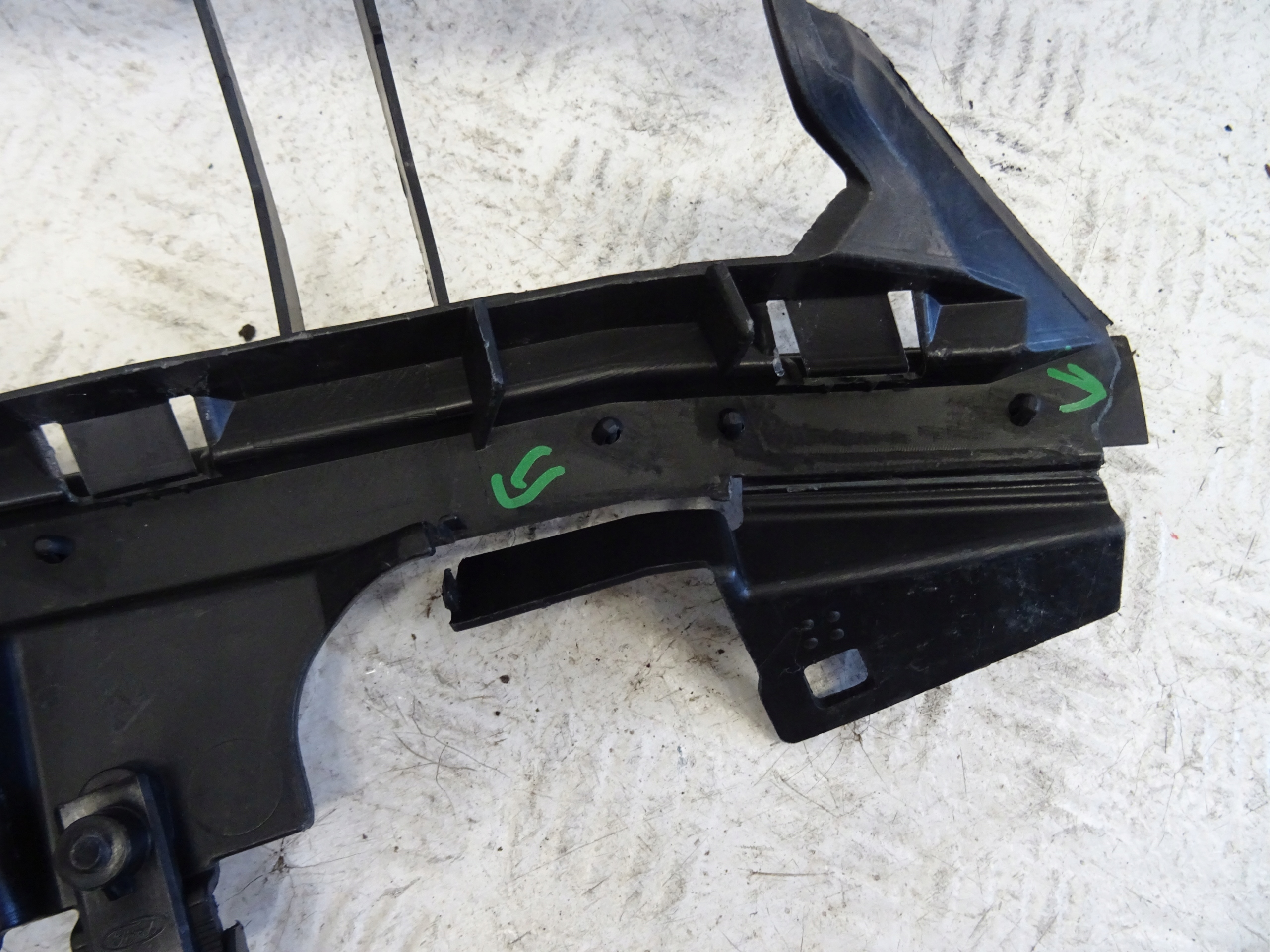příčka nárazníku předek FORD FOCUS MK4 JX7B-17E778-A1