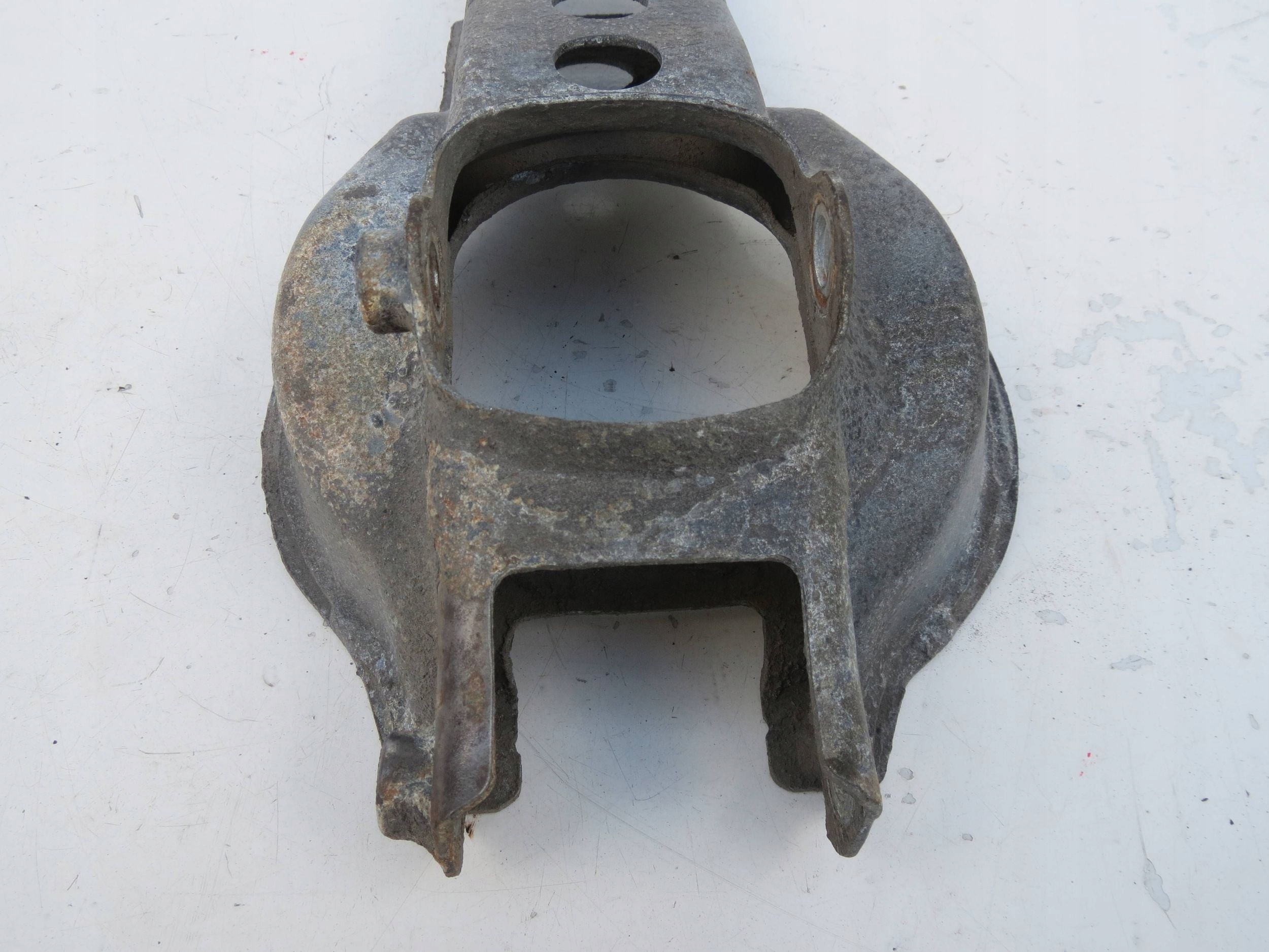 Querlenker links heck VOLVO S60 und 2.4 B 140KM R5 2001r