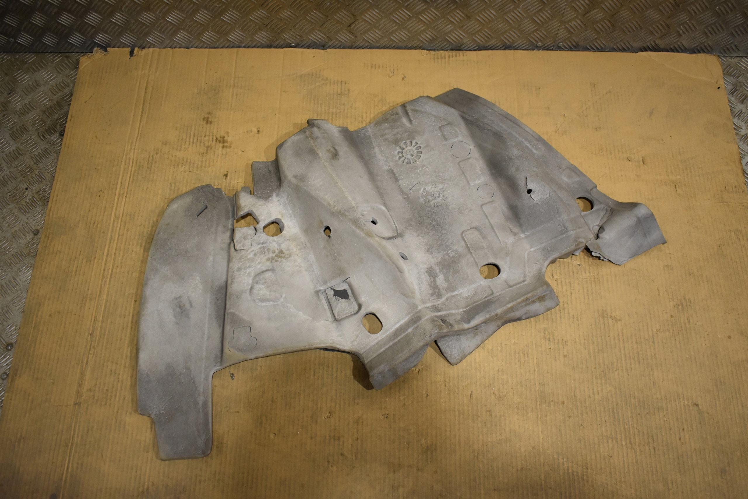 Insonorisation NADKOLA Droit AUDI A8 D5 1
