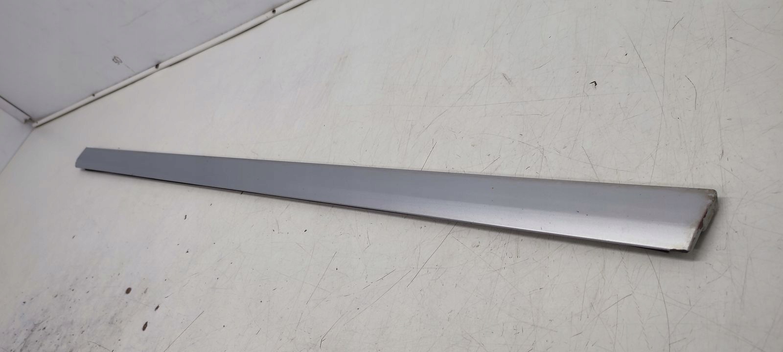 moulding door right front Audi A3 8P 3D LY7W