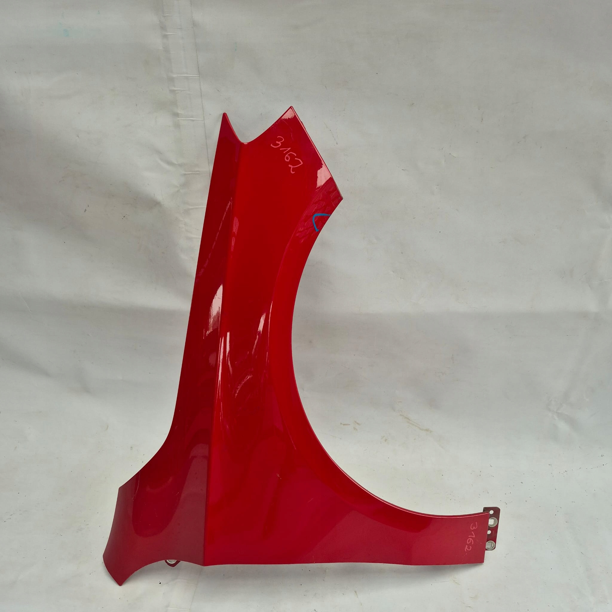 MERCEDES A KLASA W176 12- fender right front front A1768810201