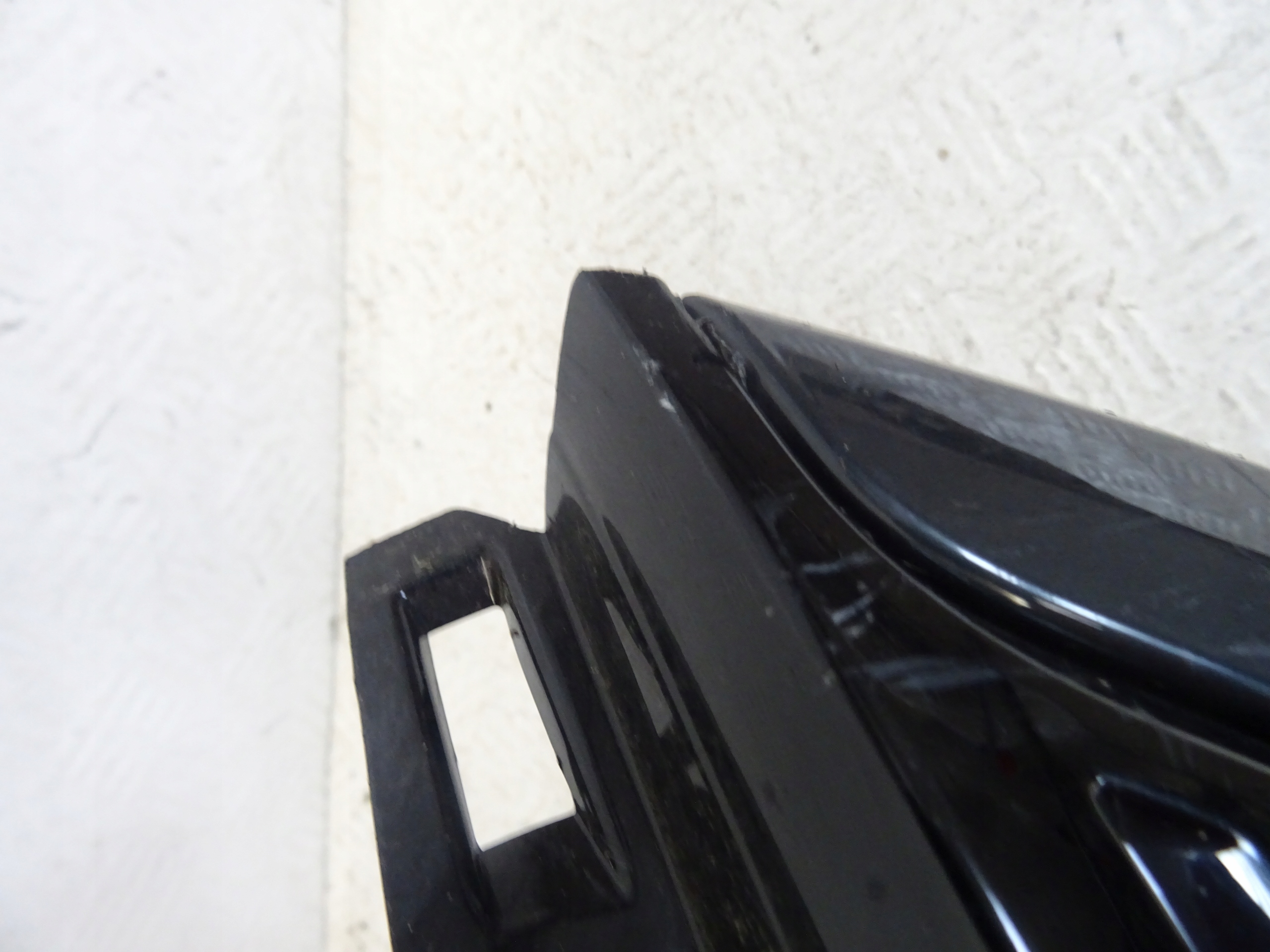 Accessoires Pare choc Arrière Arrière Diffuseur AUDI E-TRON 4KE S-LINE 4KE807835J