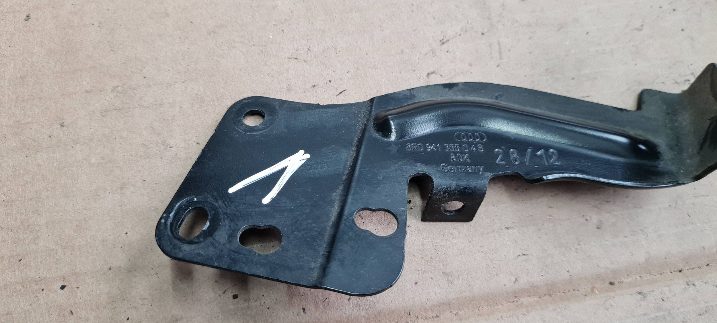 Q5 8R SQ5 LIFT console bracket holder lights left front 8R0941355