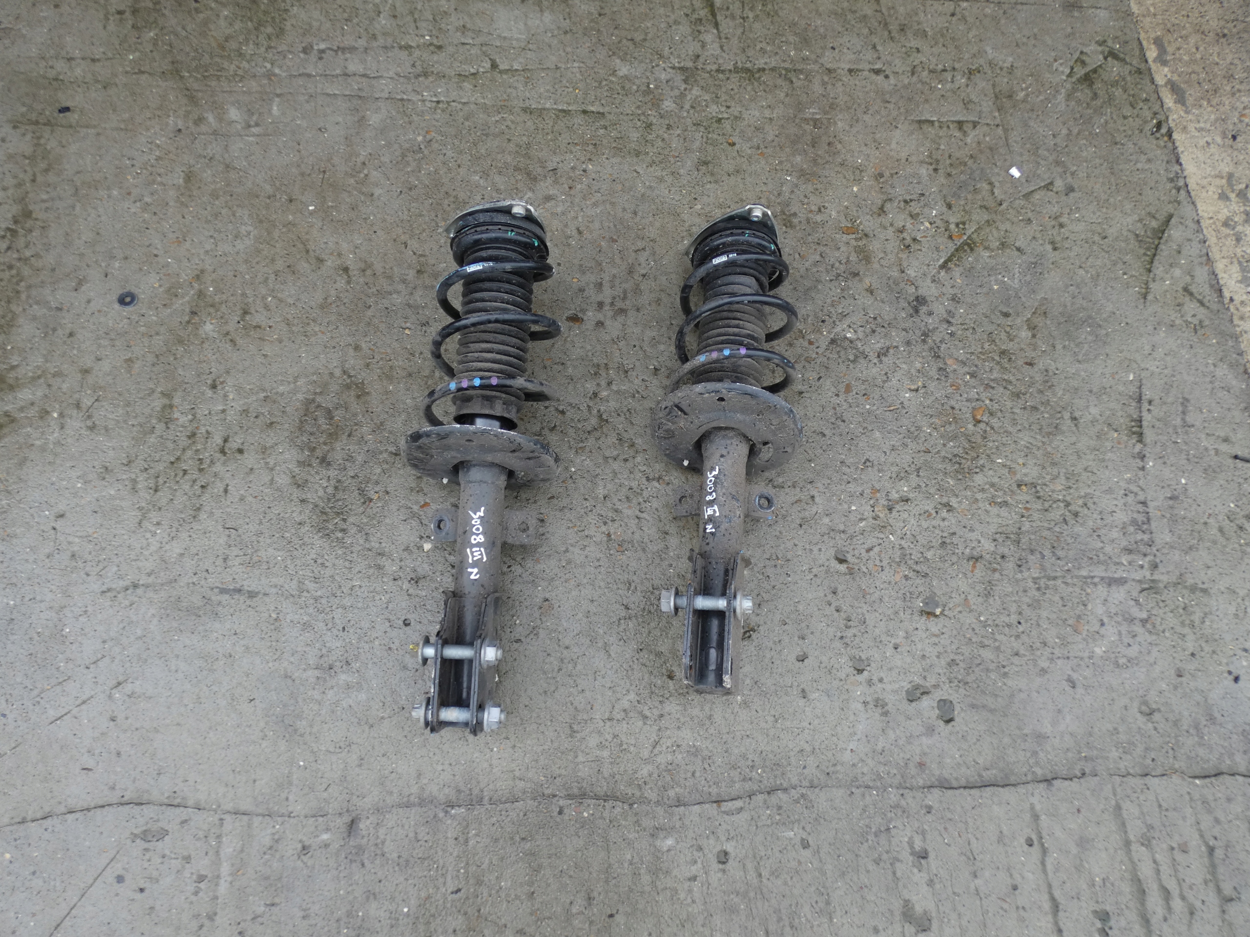 Peugeot 3008 III 2024 right side shock absorber front