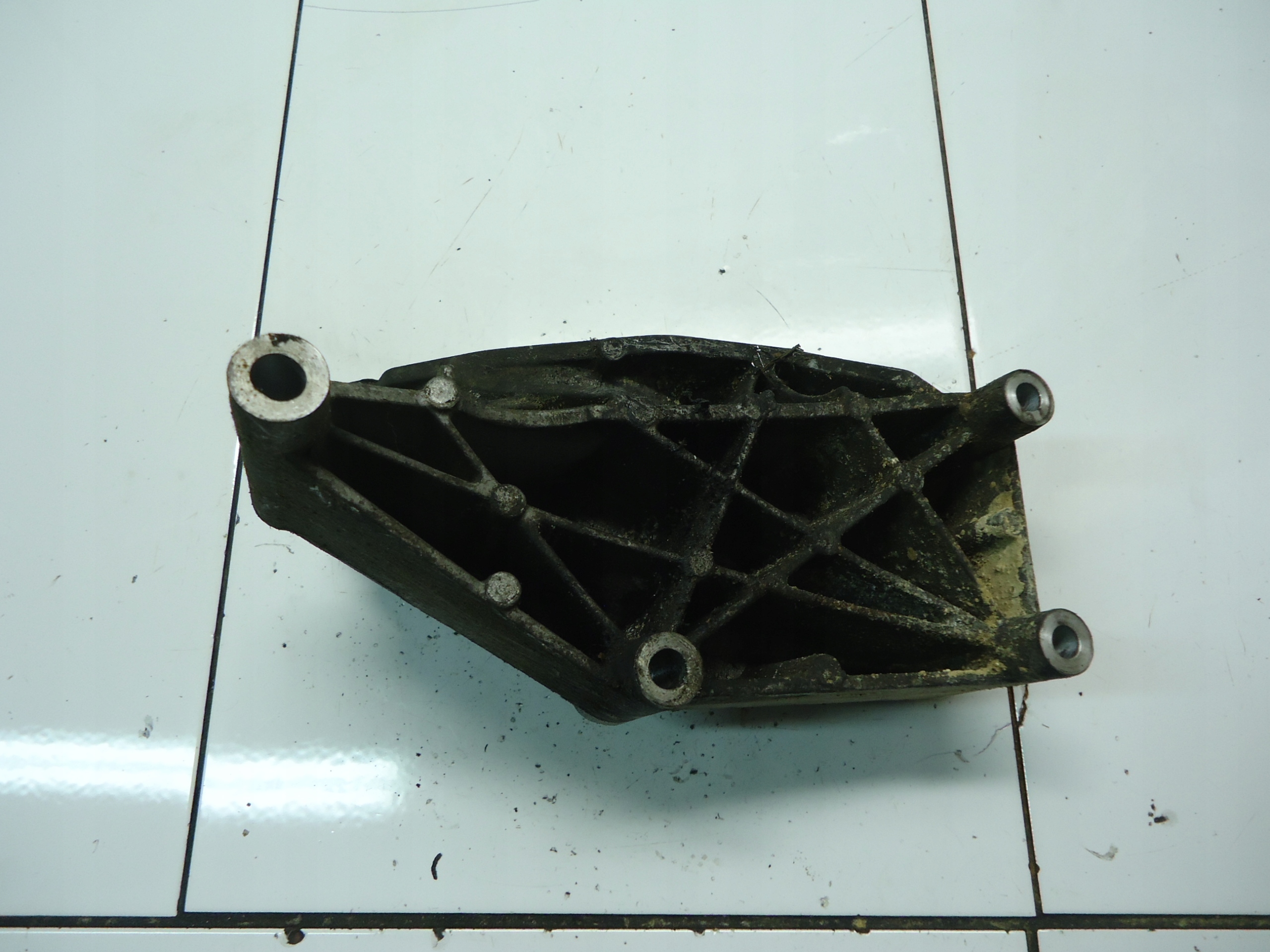 FORD CONNECT 1.8TDCI 1.8 TDCI engine mount 2T1Q-10239-CD