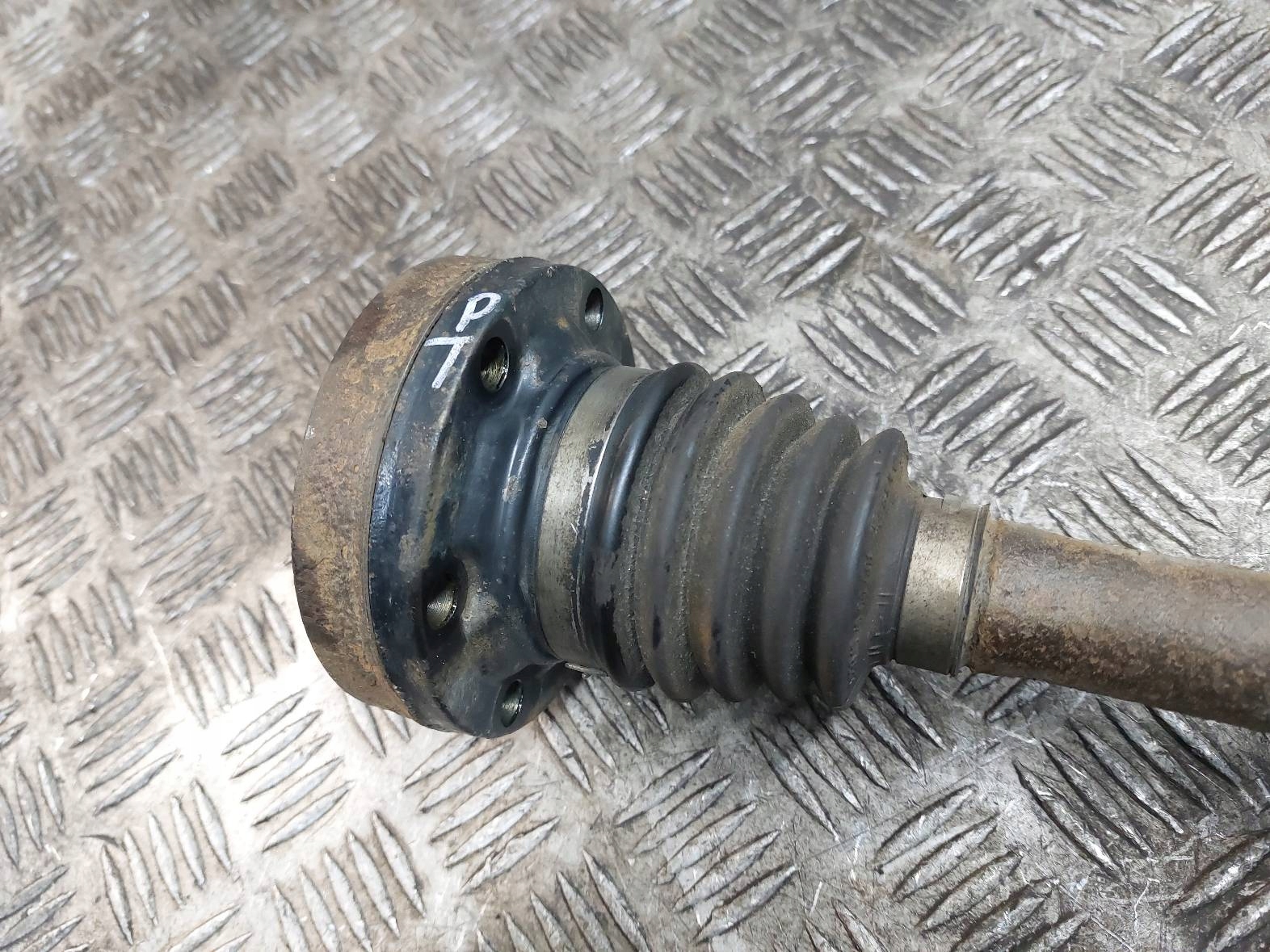 semi-axis right rear part PORSCHE CAYENNE and 3.2 V6