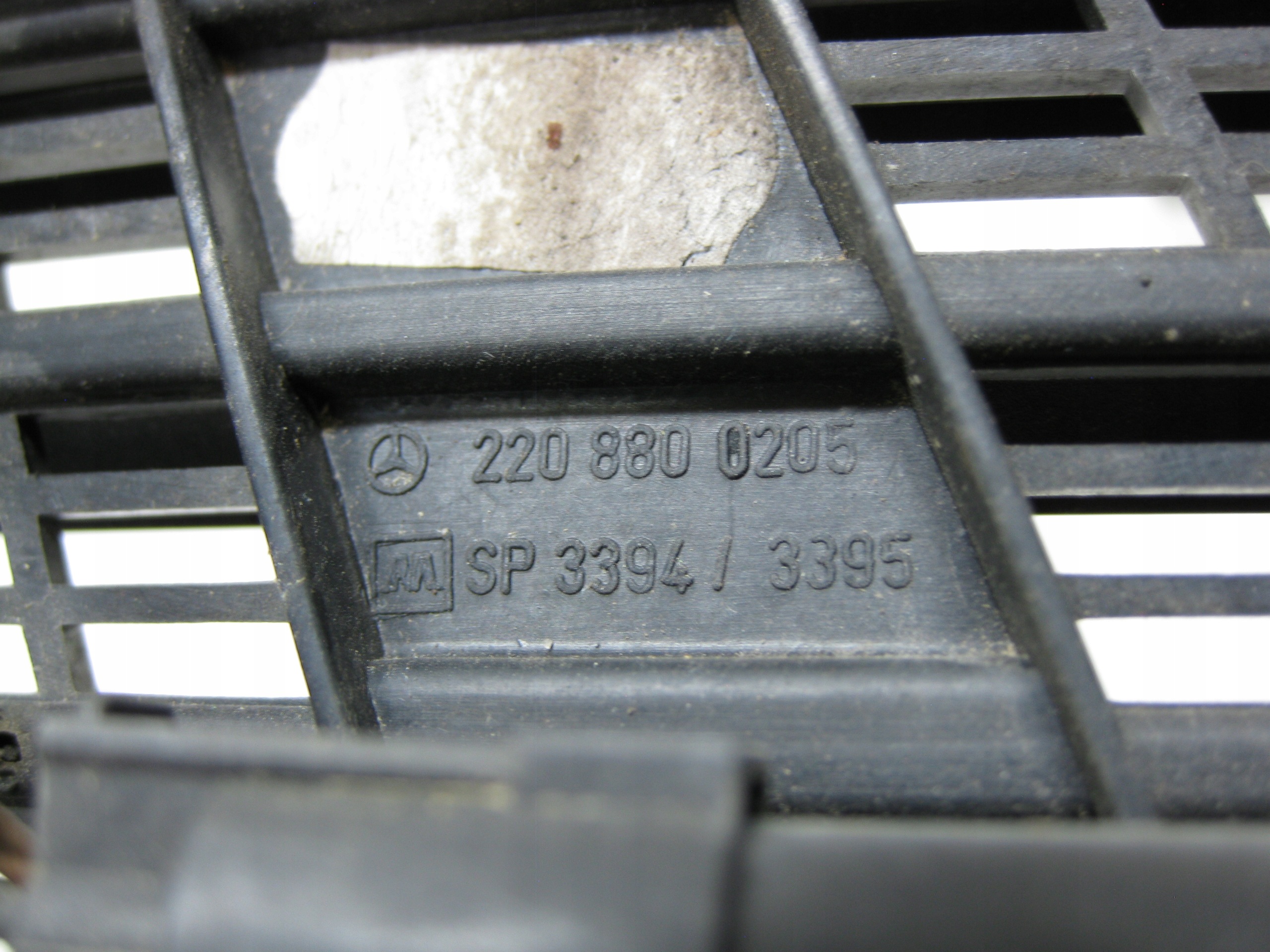 MERCEDES W220 grid intake bonnets 2208800205