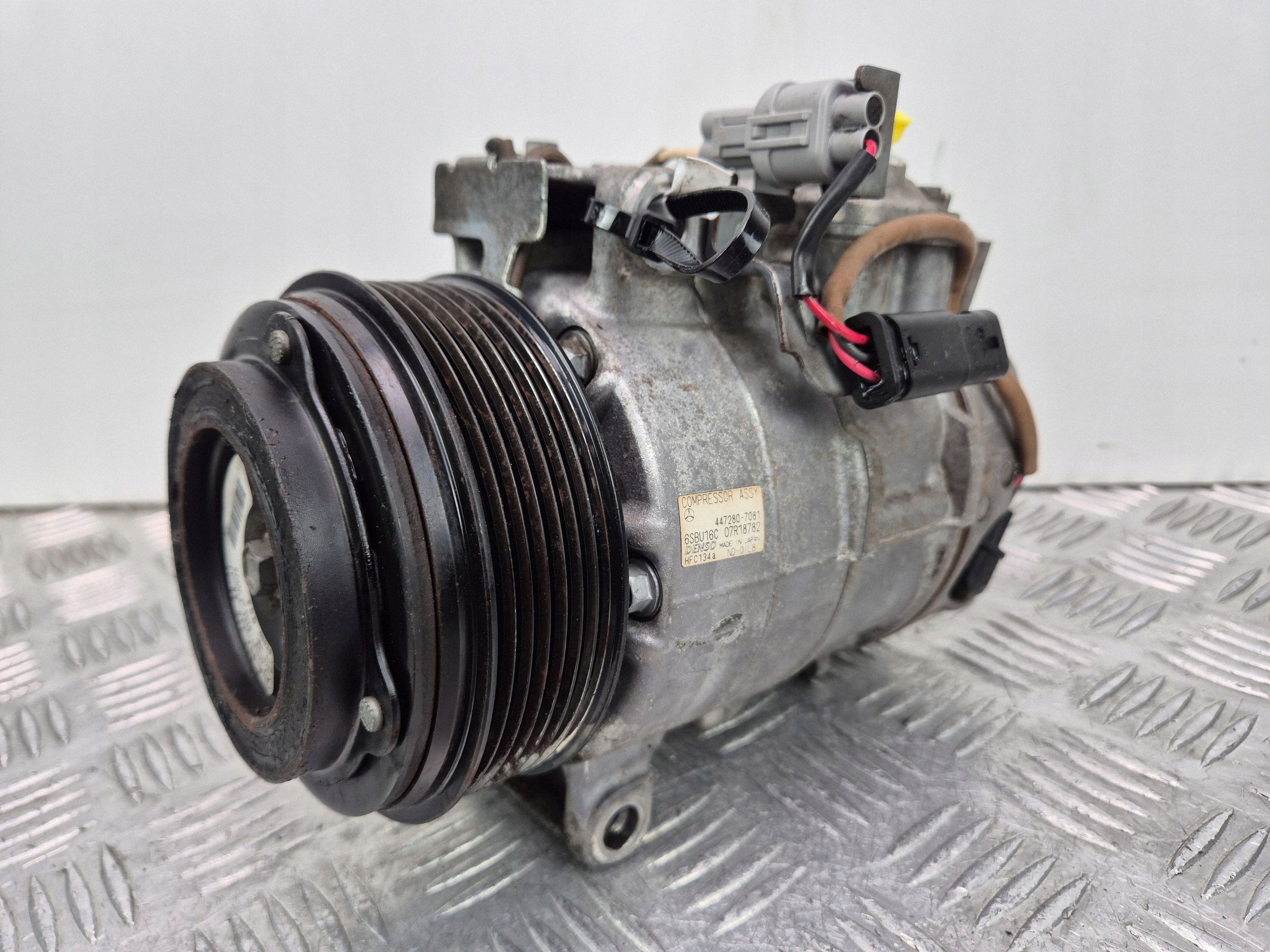 Mercedes E350 CDI W212 kompresor klime OM642.852 A0032308811