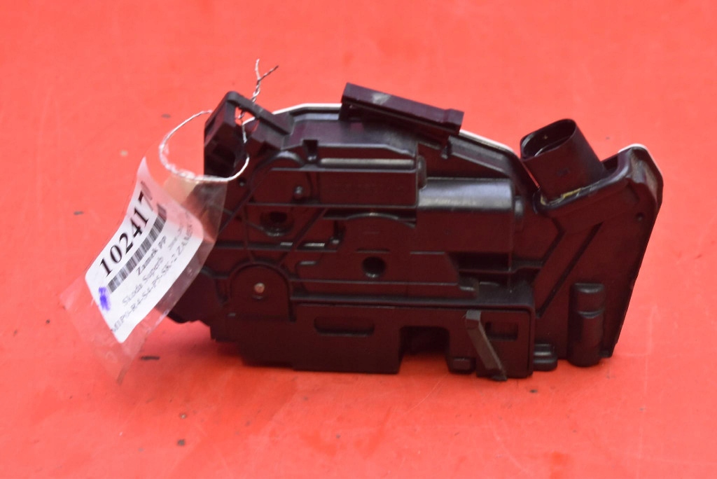 lock door right front front EU 1S1837016B SKODA SUPERB 2 II HB 08-13