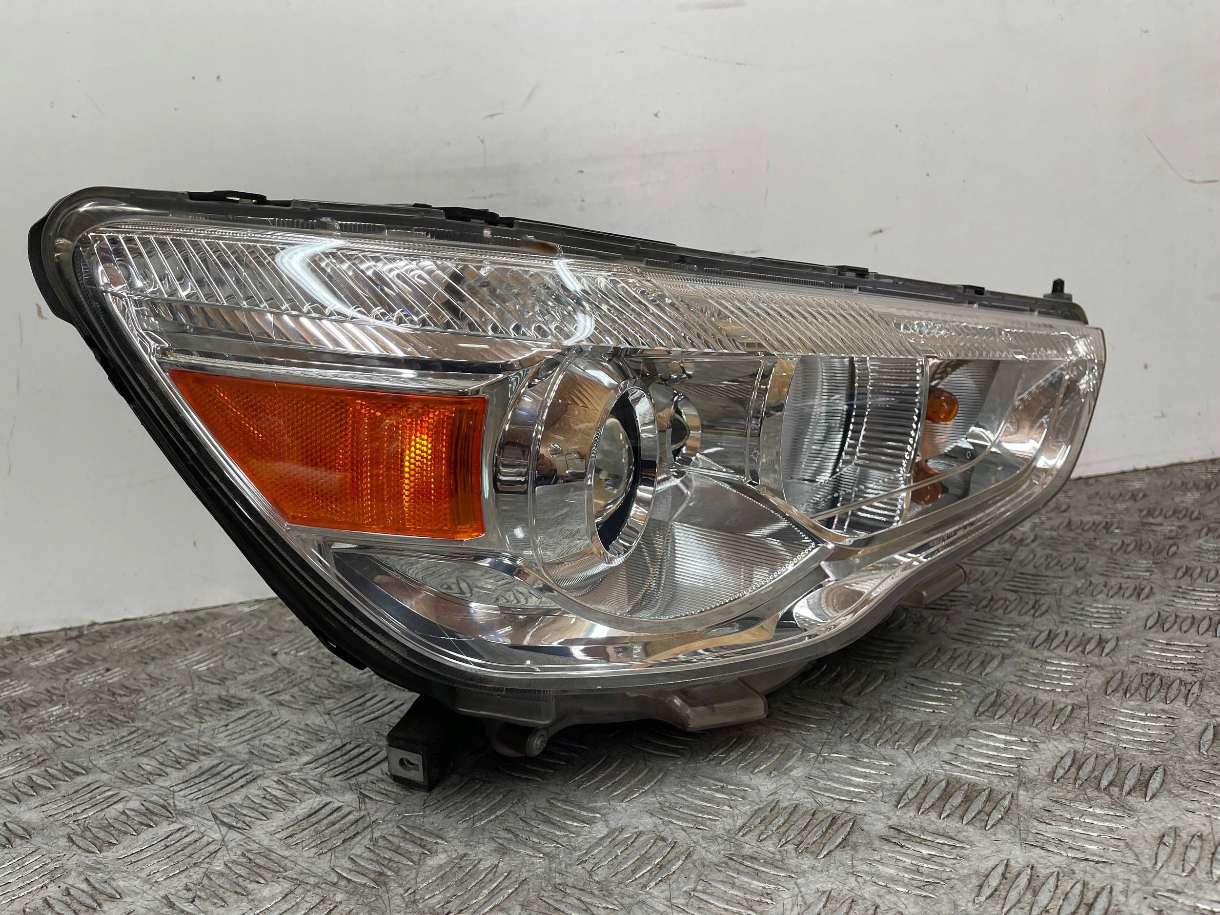 REFLEKTOR light front front right MITSUBISHI ASX 10