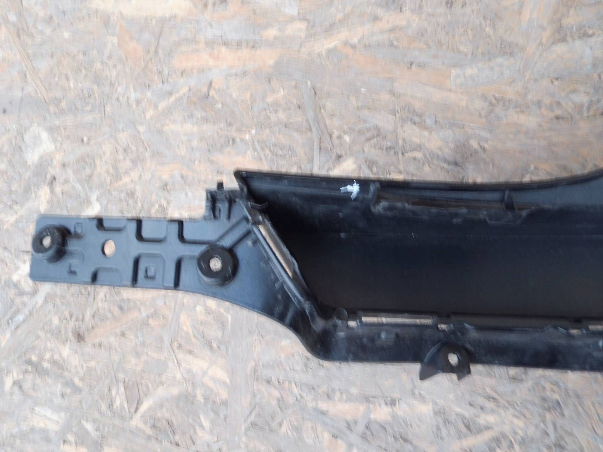 Volvo XC40 Ecke der Stoßstange links heck hinten