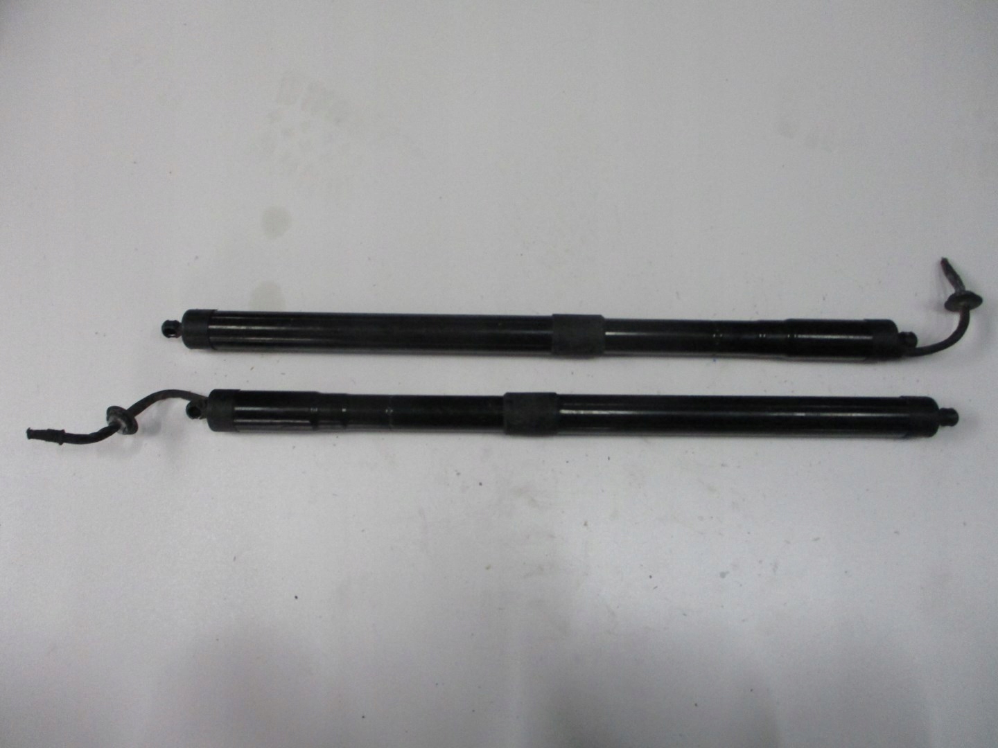 Dämpfer heckklappe RANGE ROVER VOGUE 14R
