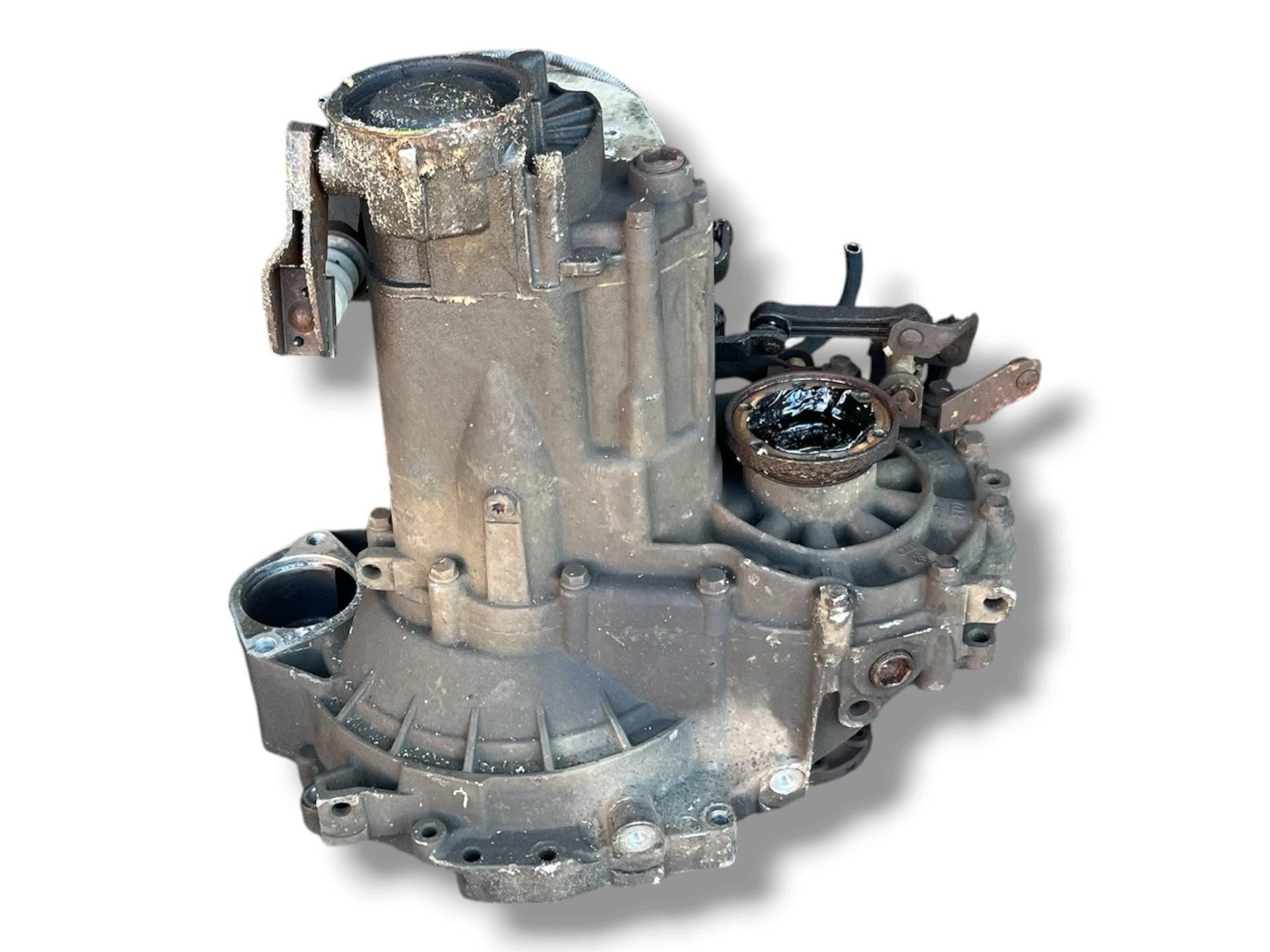 5-biegowa CAMBIO Volkswagen Golf 4 2000 02K300049FX