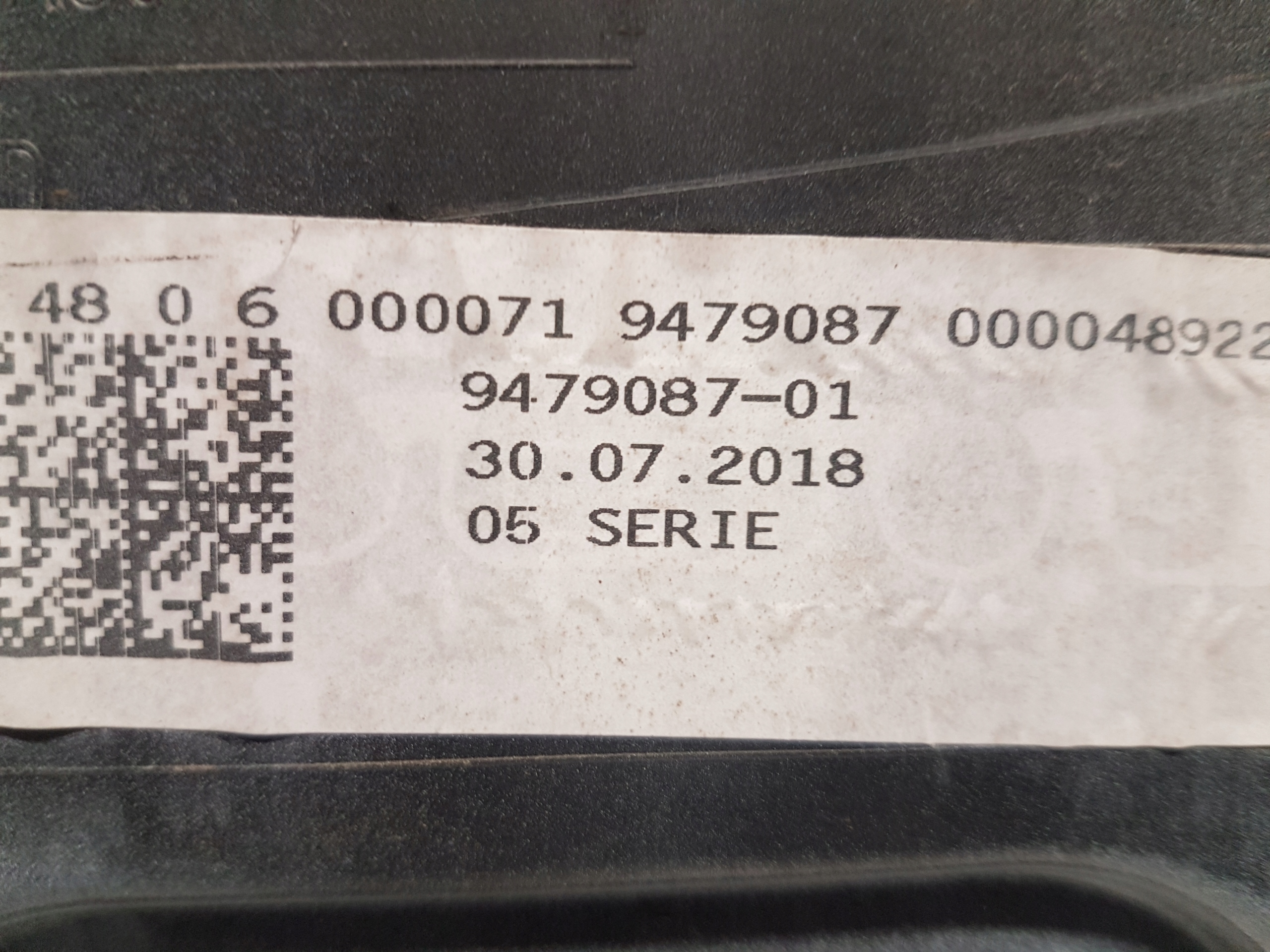 cap rear trunk door BMW X2 F39
