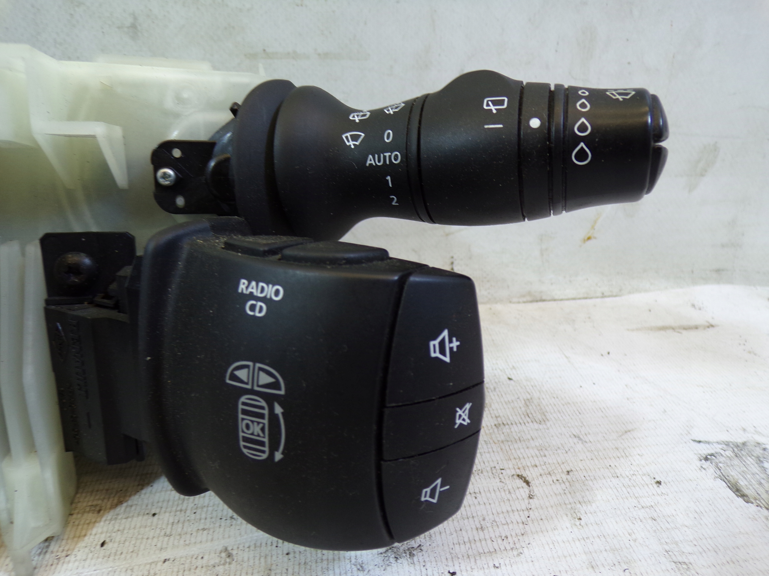 DEVIO LUCI TERGICRISTALLO TERGI RENAULT MEGANE 3 III 255670019R-B