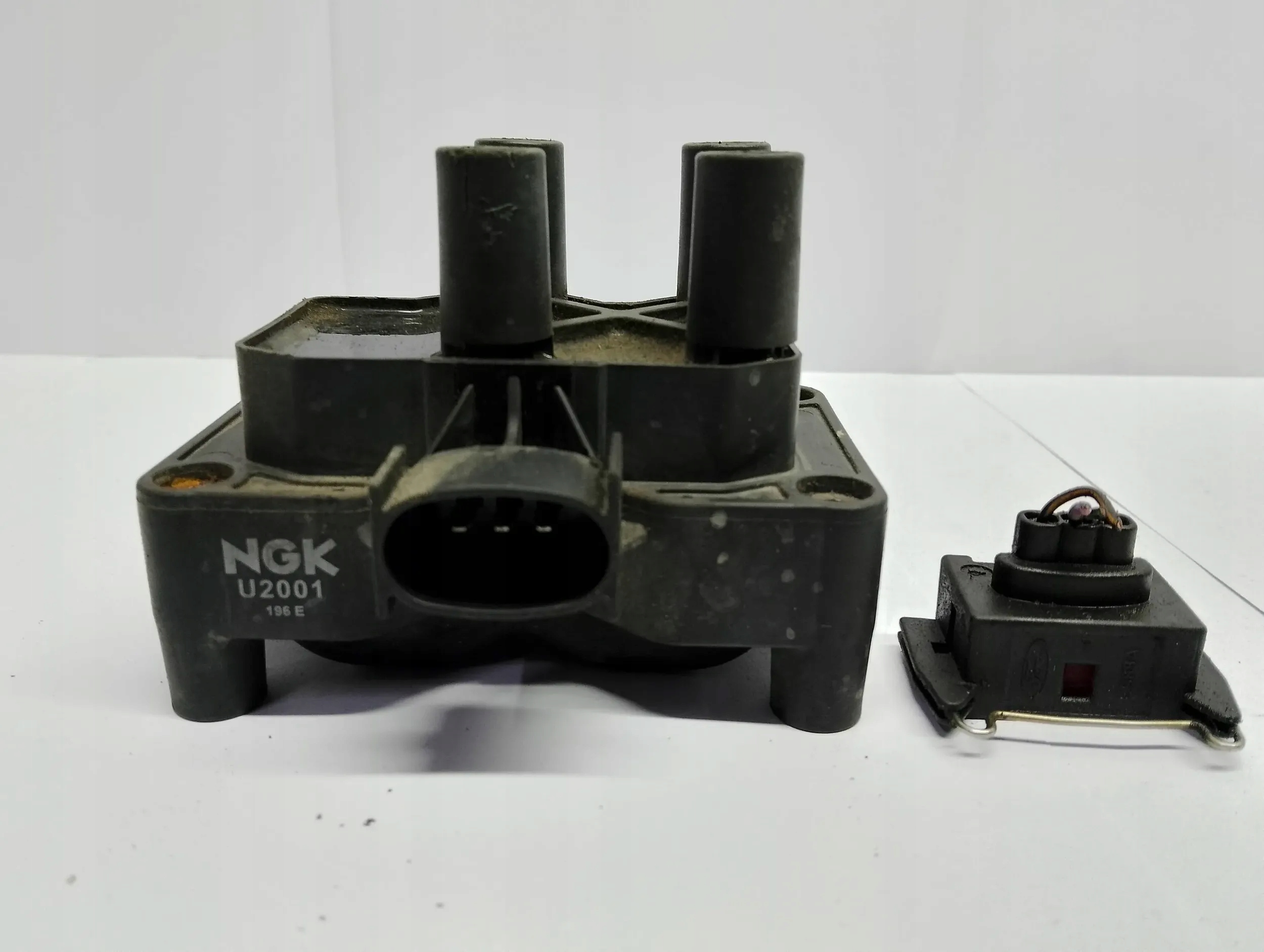 Ford Fiesta 2001 coils ignition NGK 3 piny
