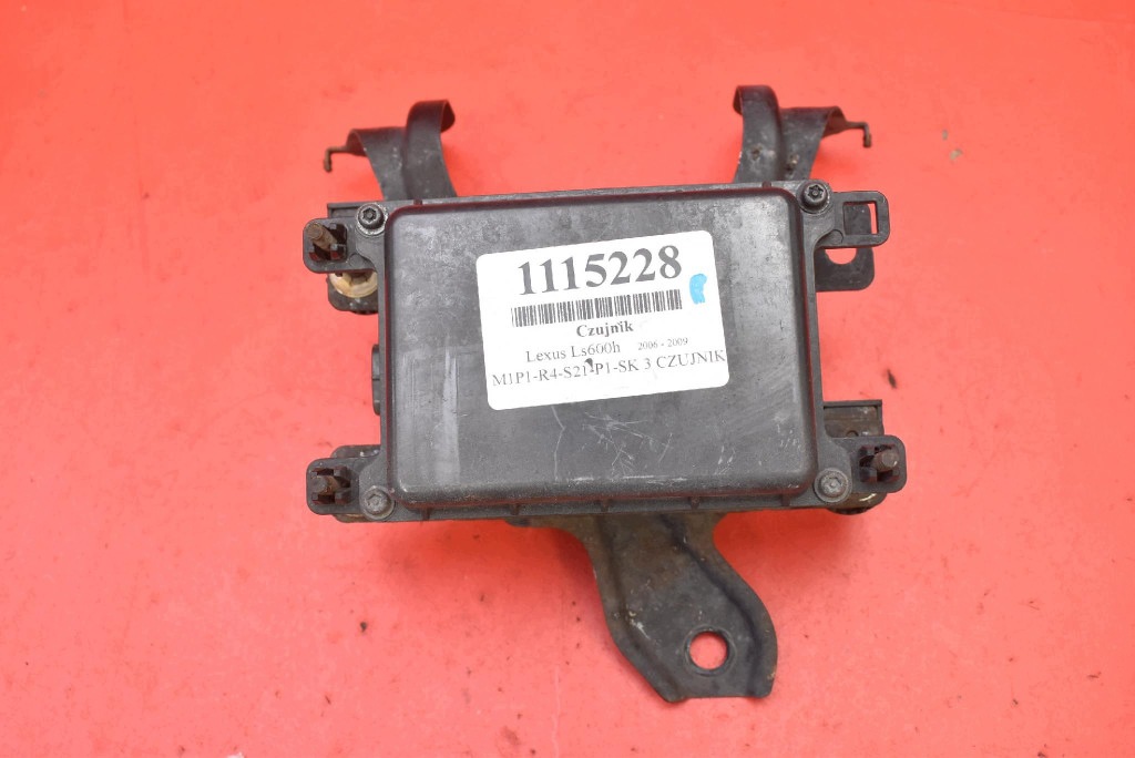 sensor RADAR DISTRONIC front 88210-50101 LEXUS LS 4 IV LS600H 06-09