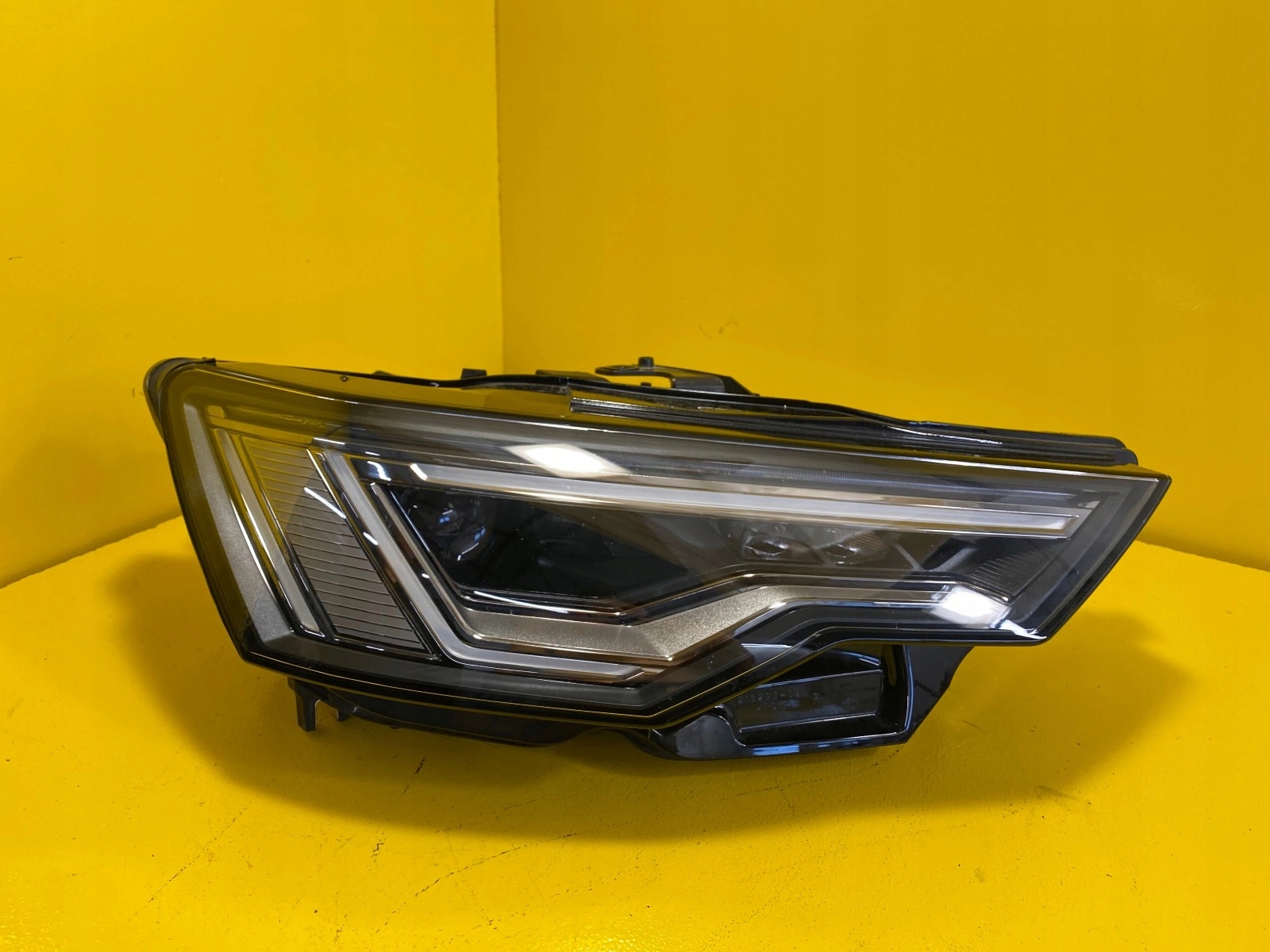 light right FULL LED AUDI A6 C8 4k