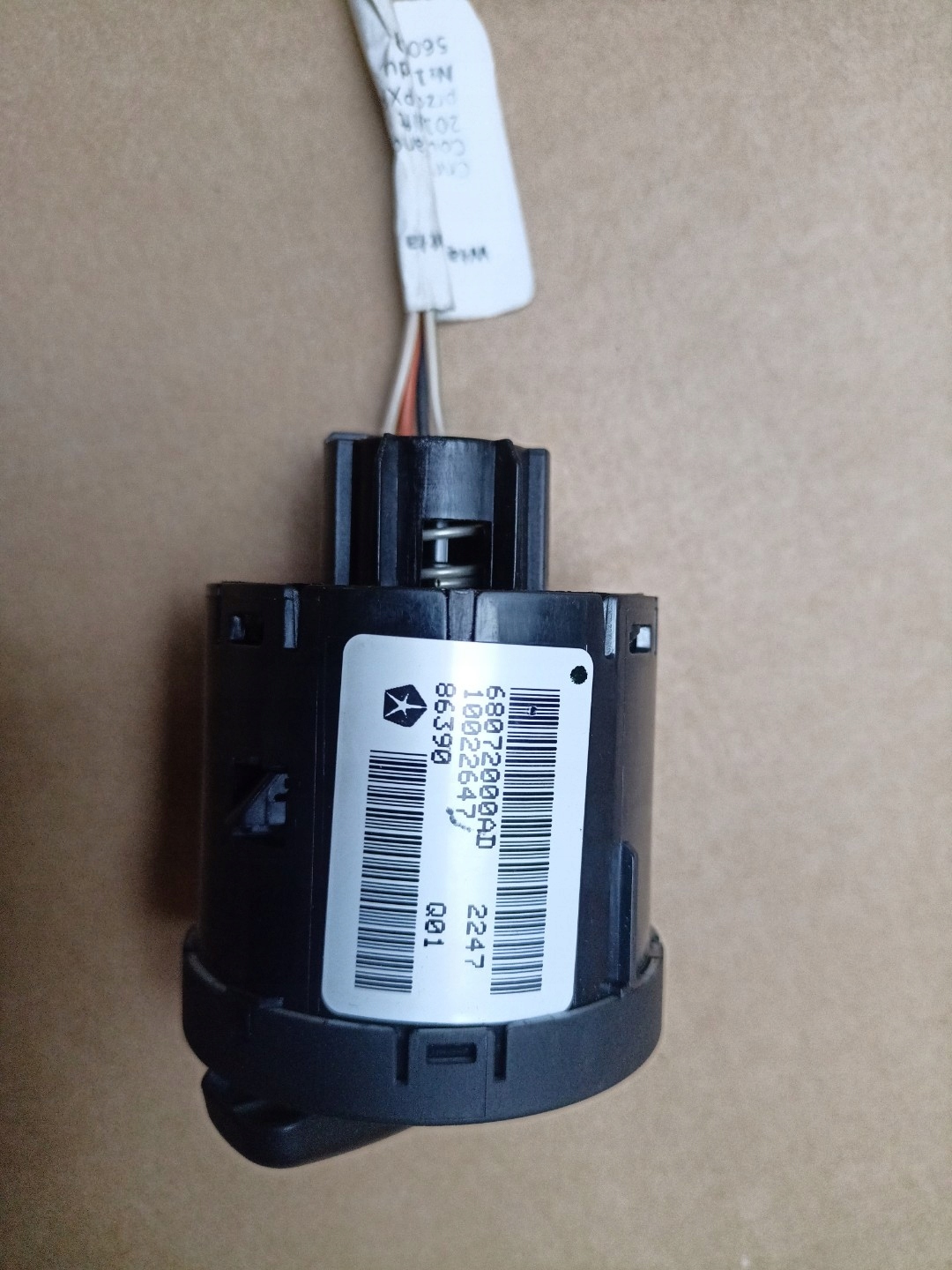 light switch Chrysler Town and Country 5 facelift 2012 68072000AD