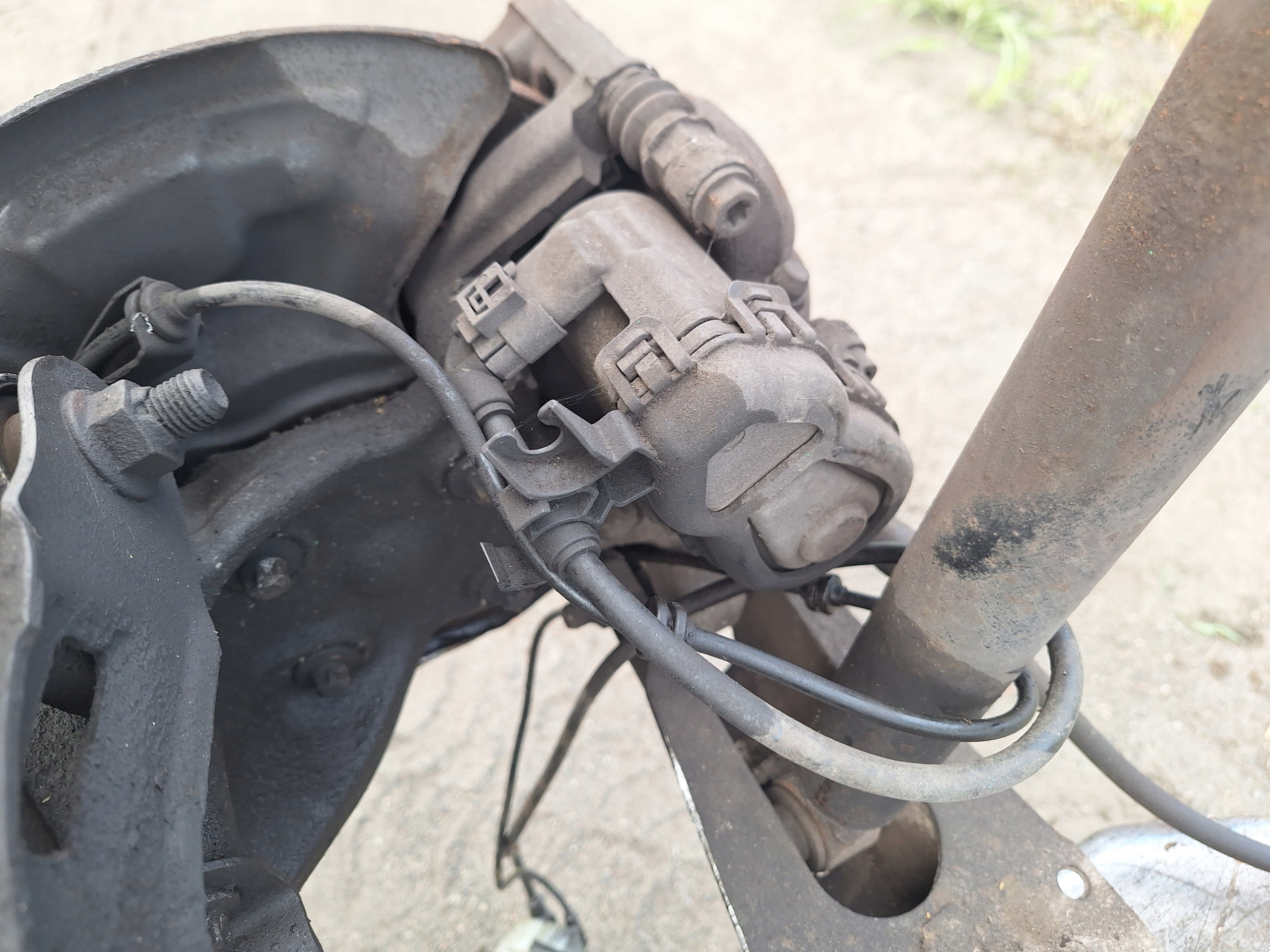 MERCEDES B-KLASA W246 12-15 rear axis sider 1.5 CDI