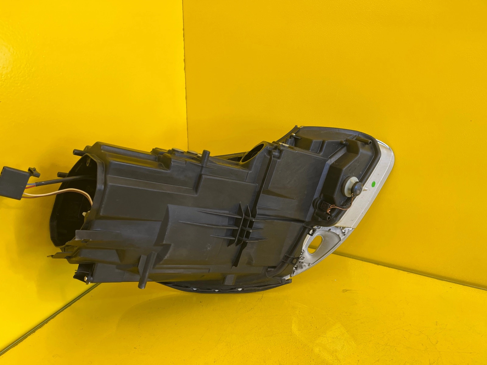 light left Porsche Carrera 911 XENON 99663105701