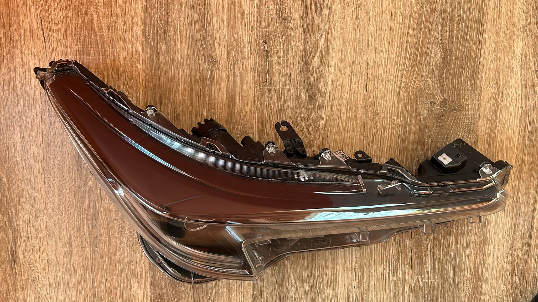 REFLEKTOR light right right front TOYOTA COROLLA E21 KOMBI HB 18