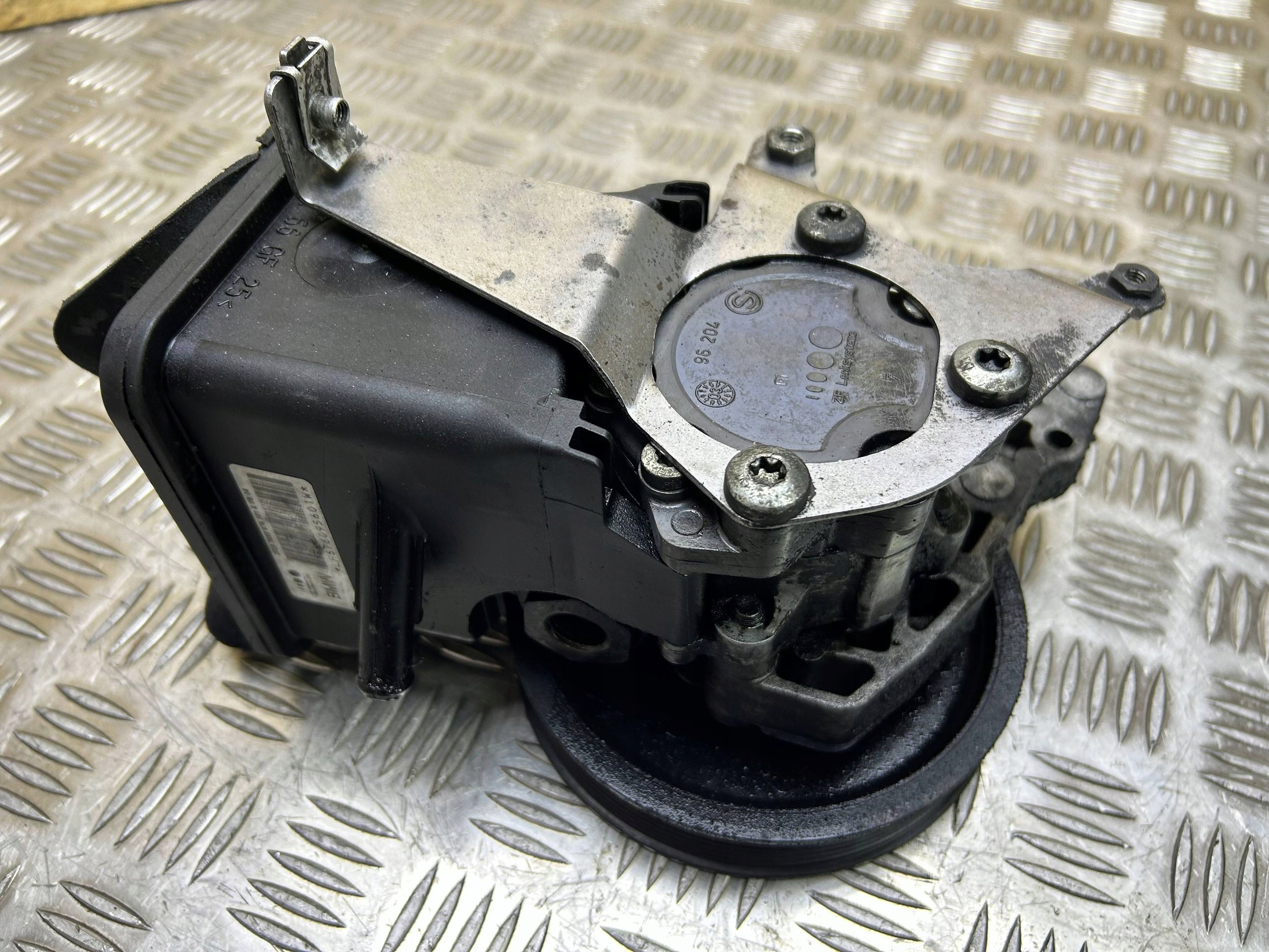 Servopumpe BMW 5 E60 E61 2004 6760956