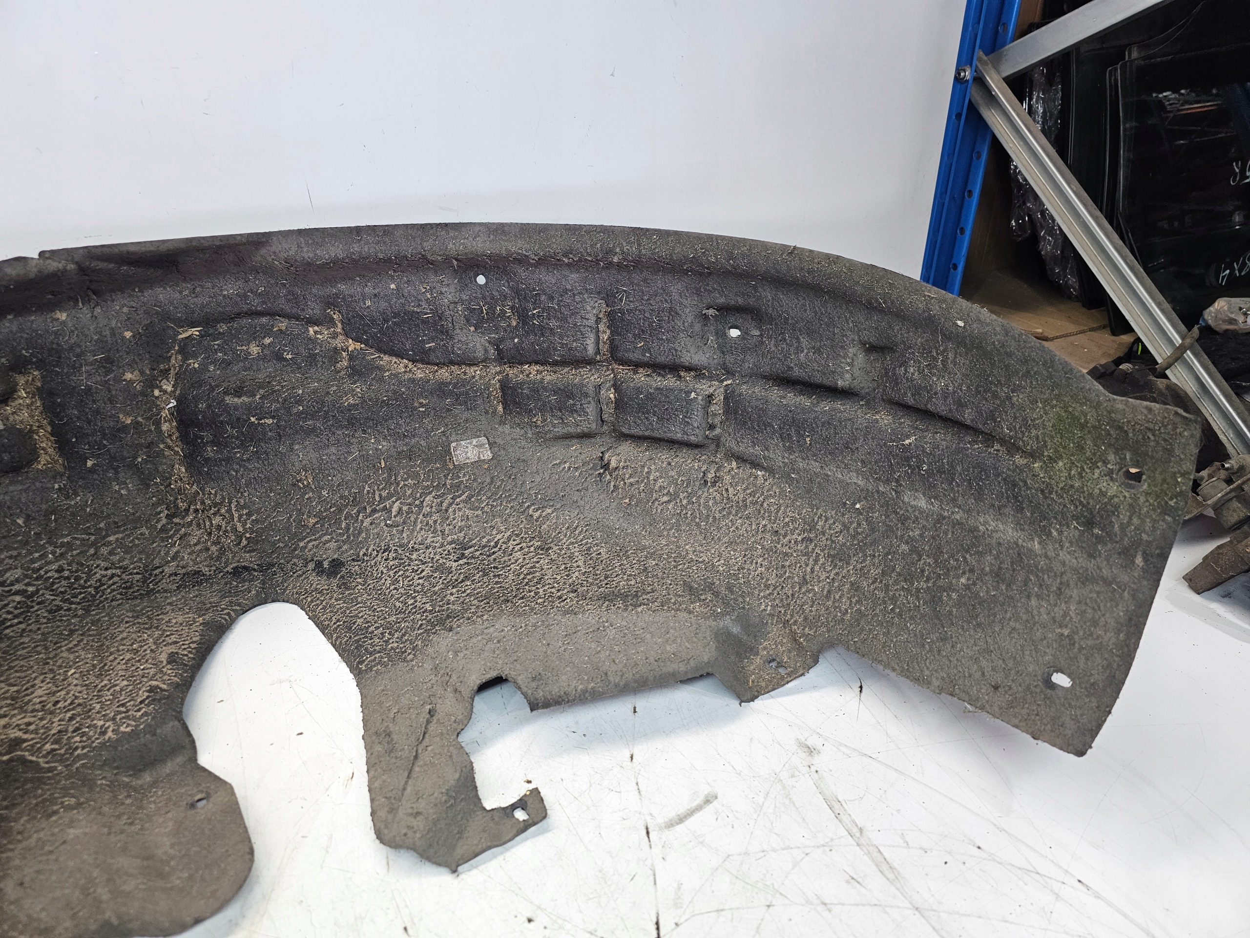 mudguard right rear part AUDI Q3 8U 8U0810172A