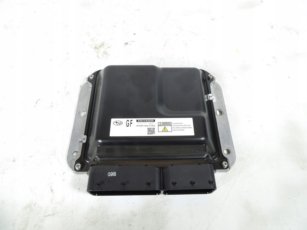SUBARU FORESTER III 2.0D control unit of the engine 22611AU250