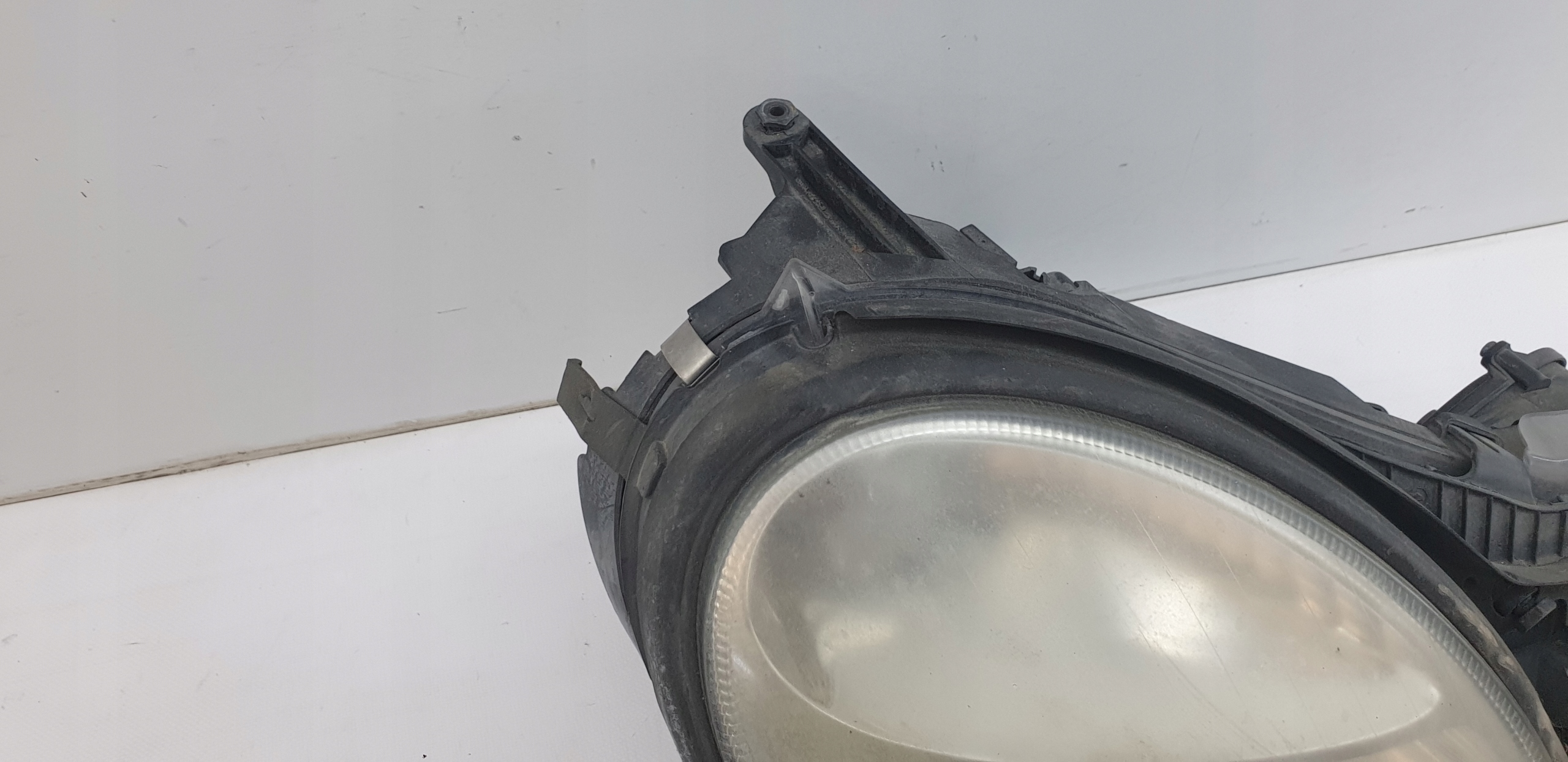 light right front front LIFT MERCEDES W211 Hella