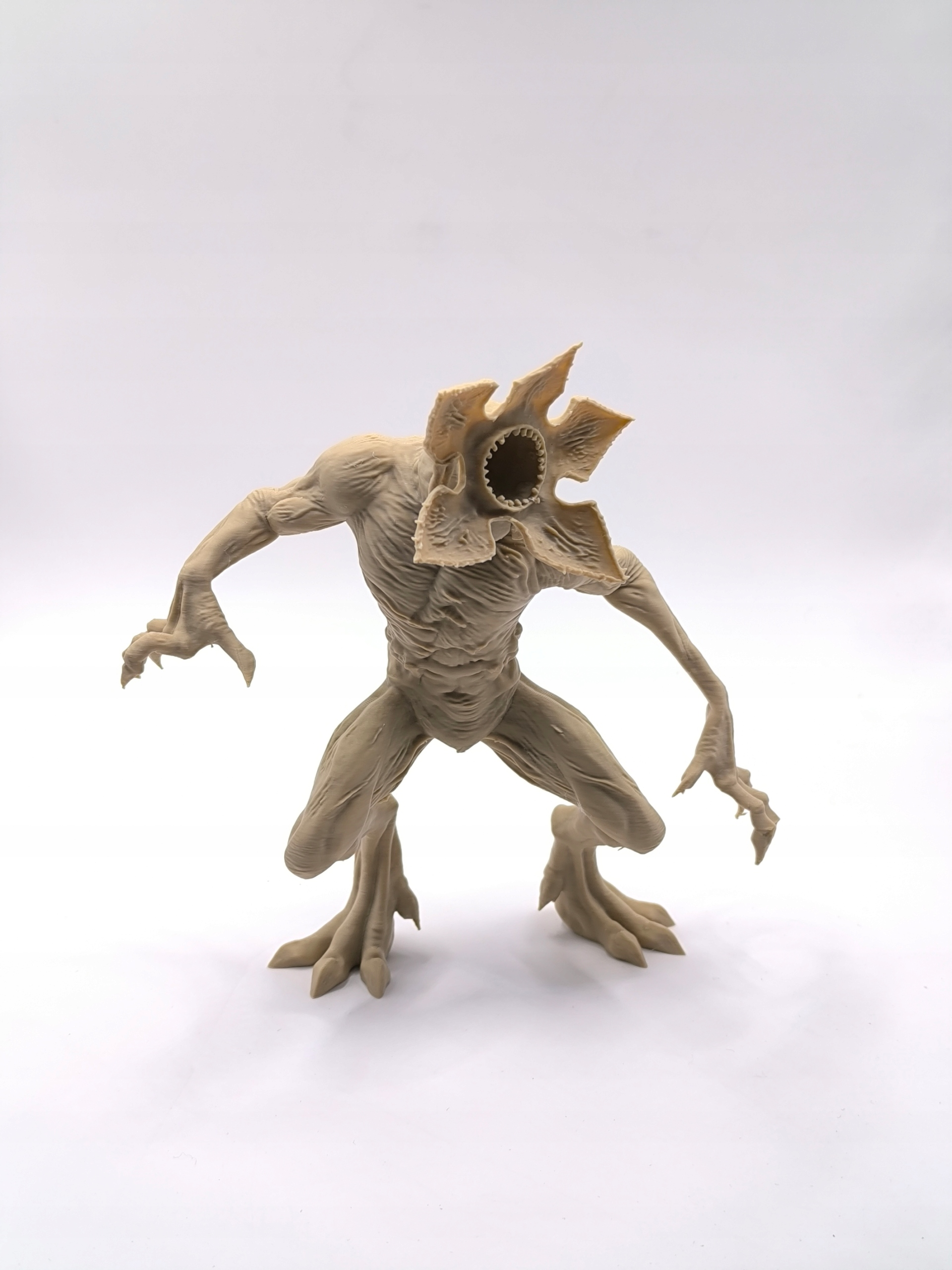 Figurka Demogorgon – 18 cm součást kolekce Dekorace
