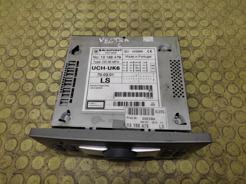 OPEL VECTRA C RADIO 13188479