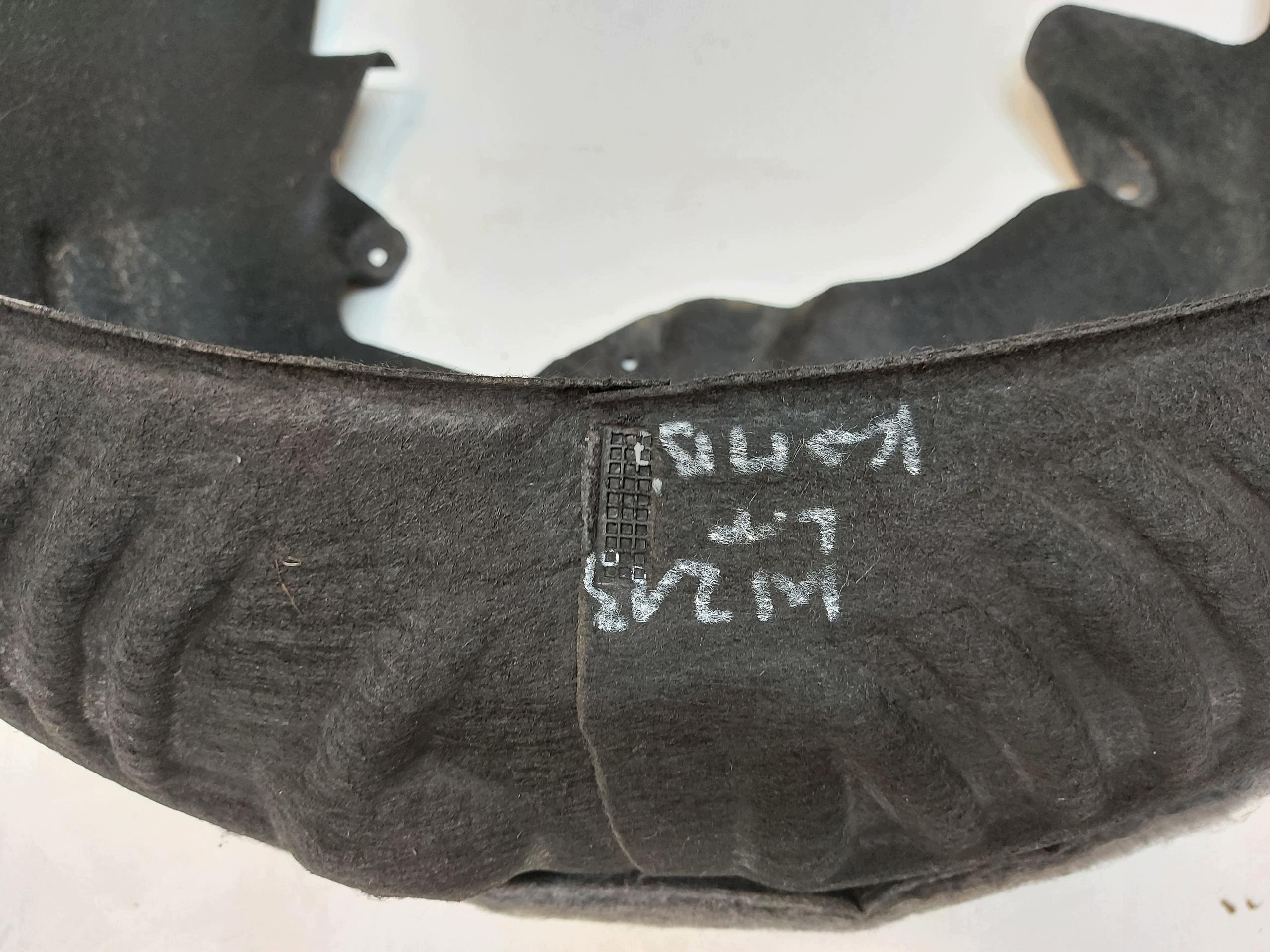 MERCEDES W213 E300de Kombi mudguard rear part left