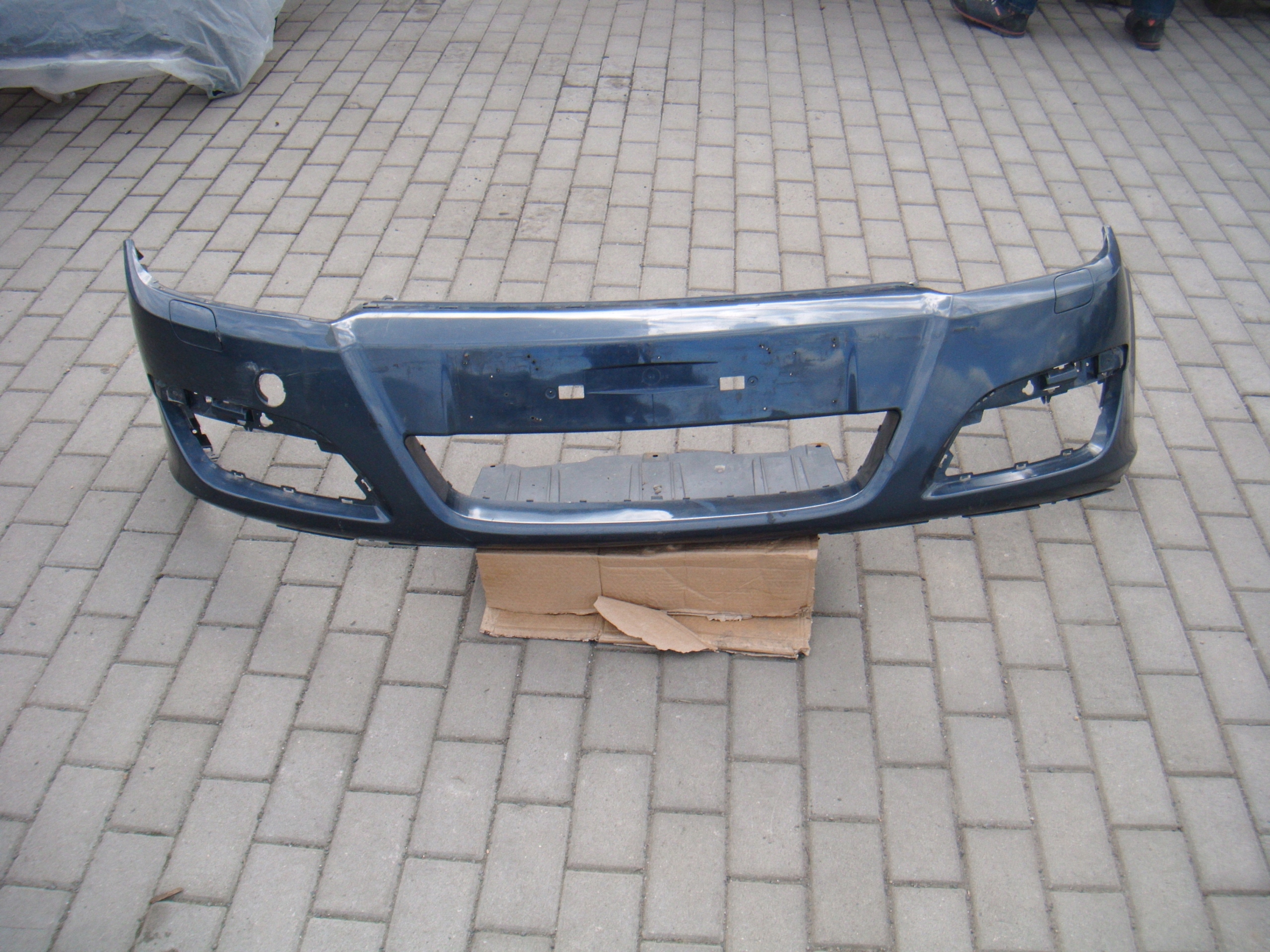 OPEL ASTRA 3 III H 04-06 ZDERZAK PRZEDNI