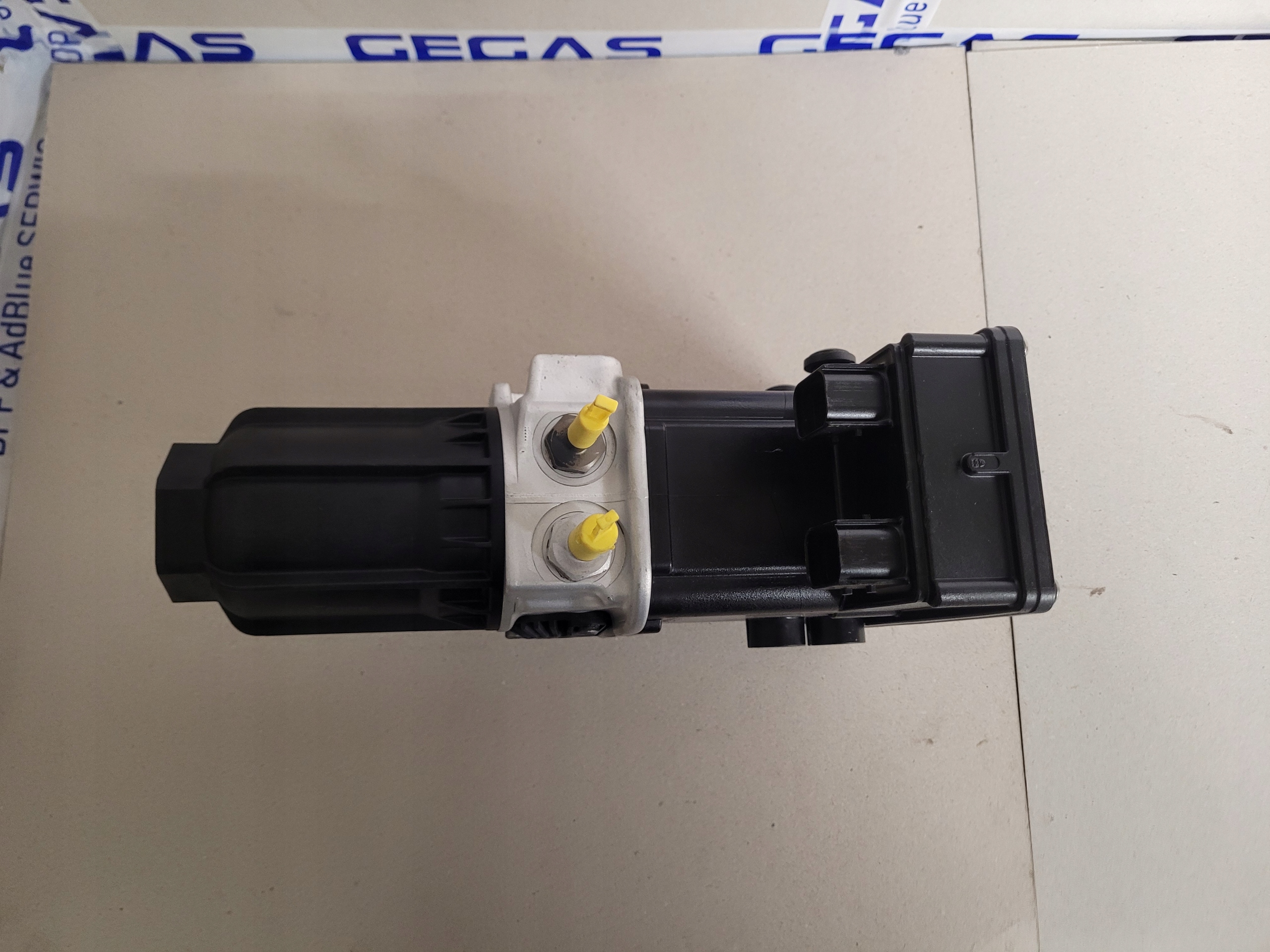 POMPA MODUŁ ADBLUE MERCEDES AROCS AXOR ATEGO E6 MP4 A0001403978 FV Producent części Mercedes-Benz OE