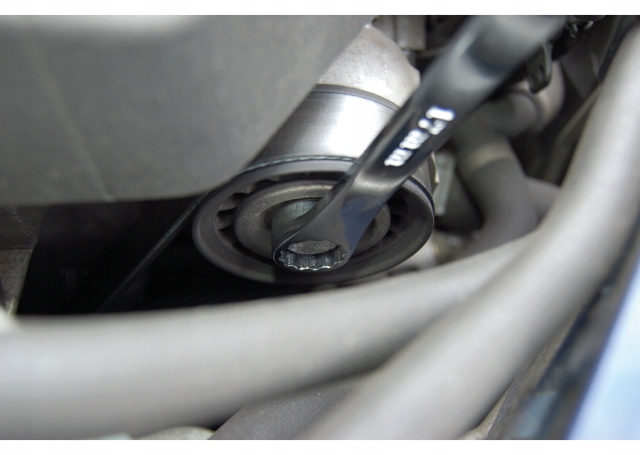 KING TONY Klucz oczkowy ekstra dlugi 22mm x 24mm Weight with packaging 0 482 kg